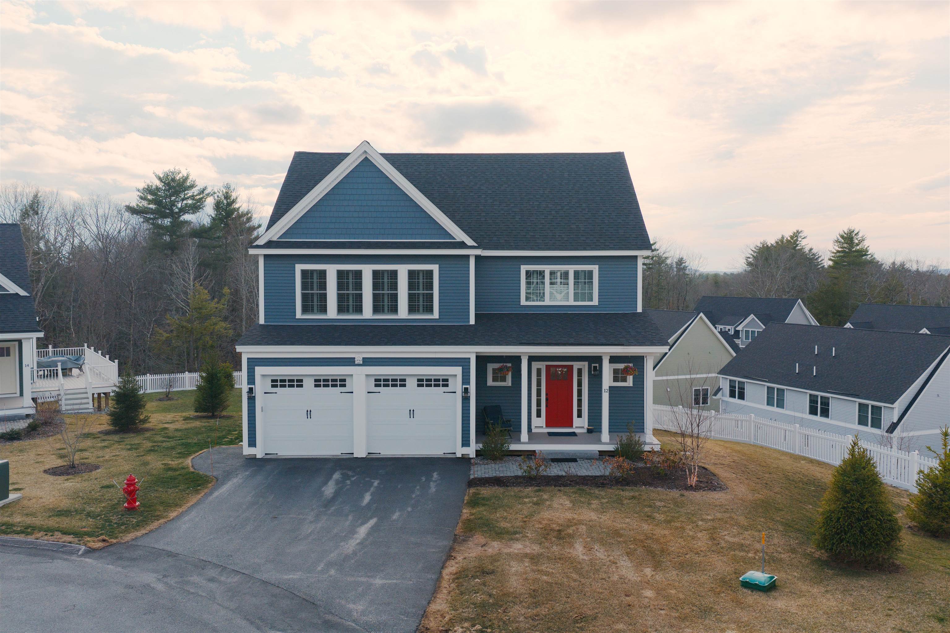 12 Summit Cir, Newmarket, NH 03857