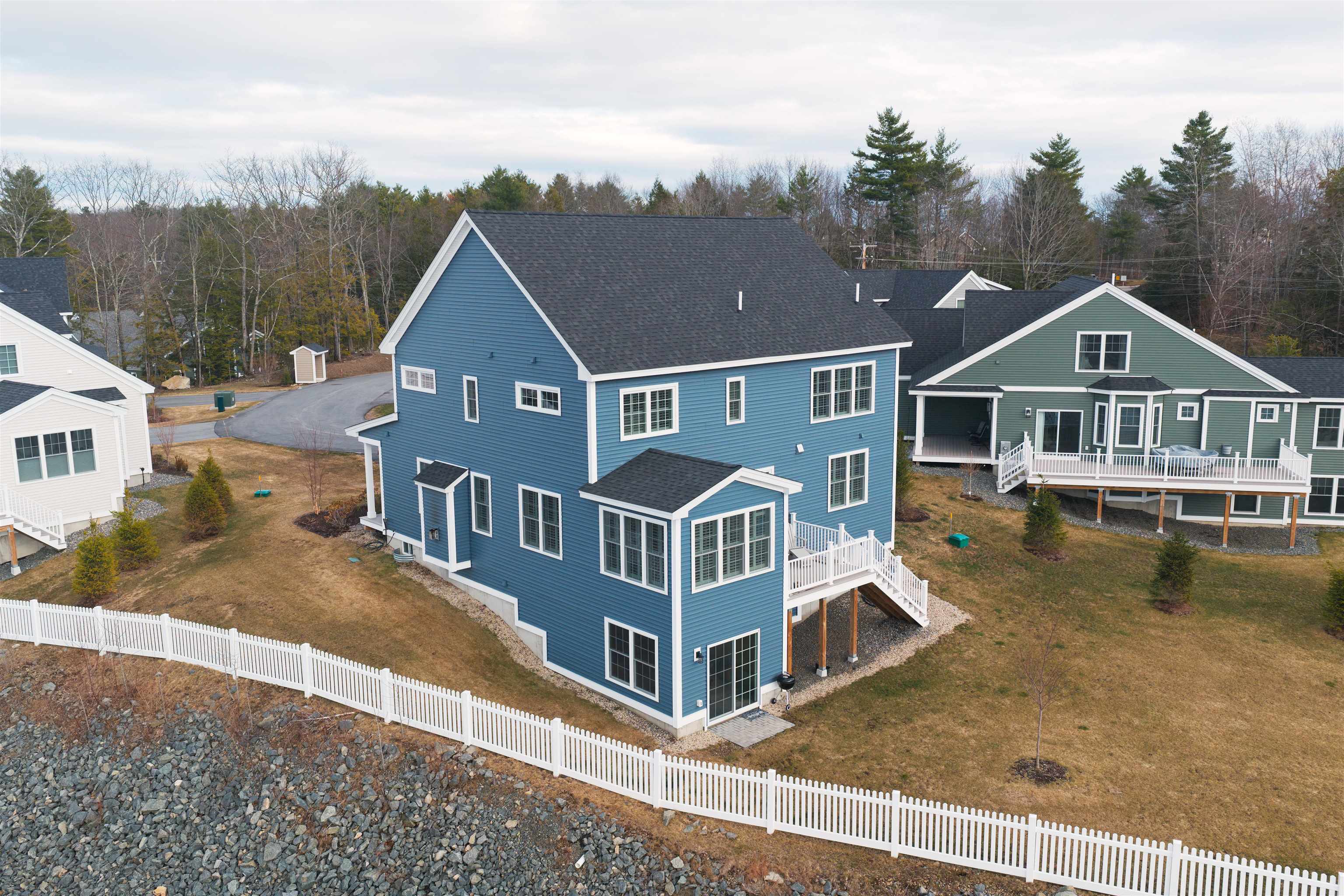 12 Summit Cir, Newmarket, NH 03857