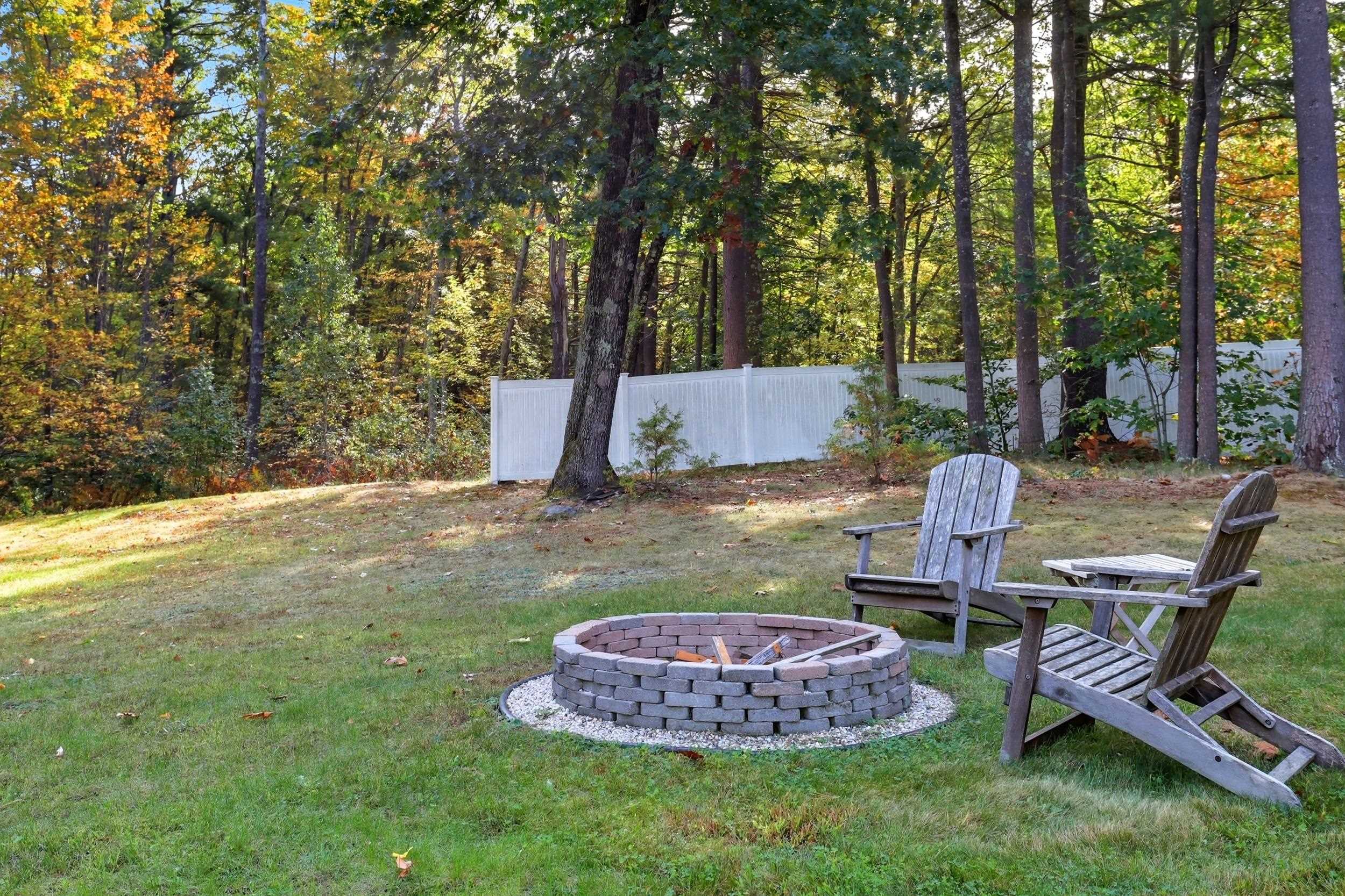 13 Juanita Ave, Raymond, NH 03077