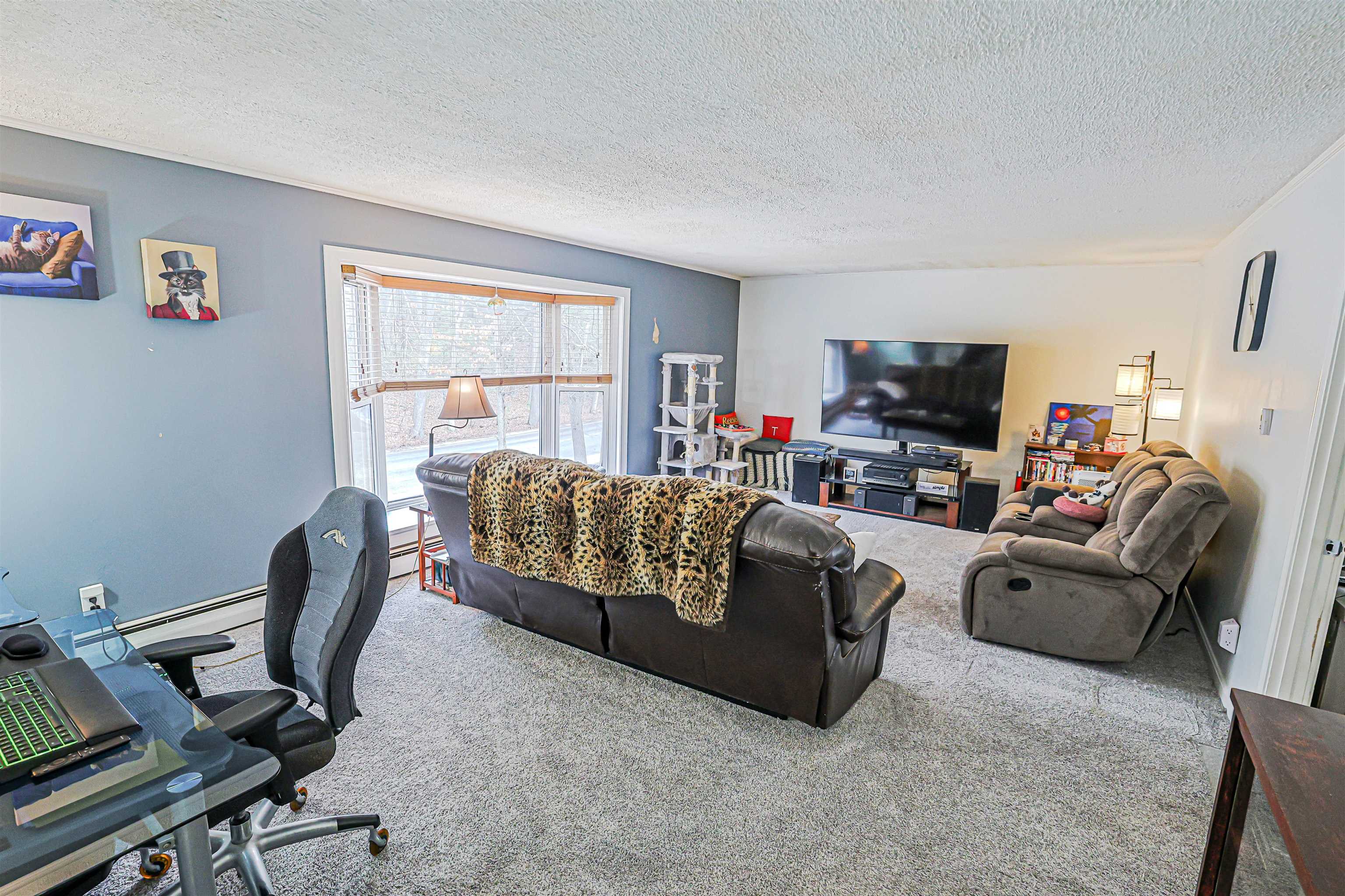 119 Belknap Rd, Hudson, NH 03051