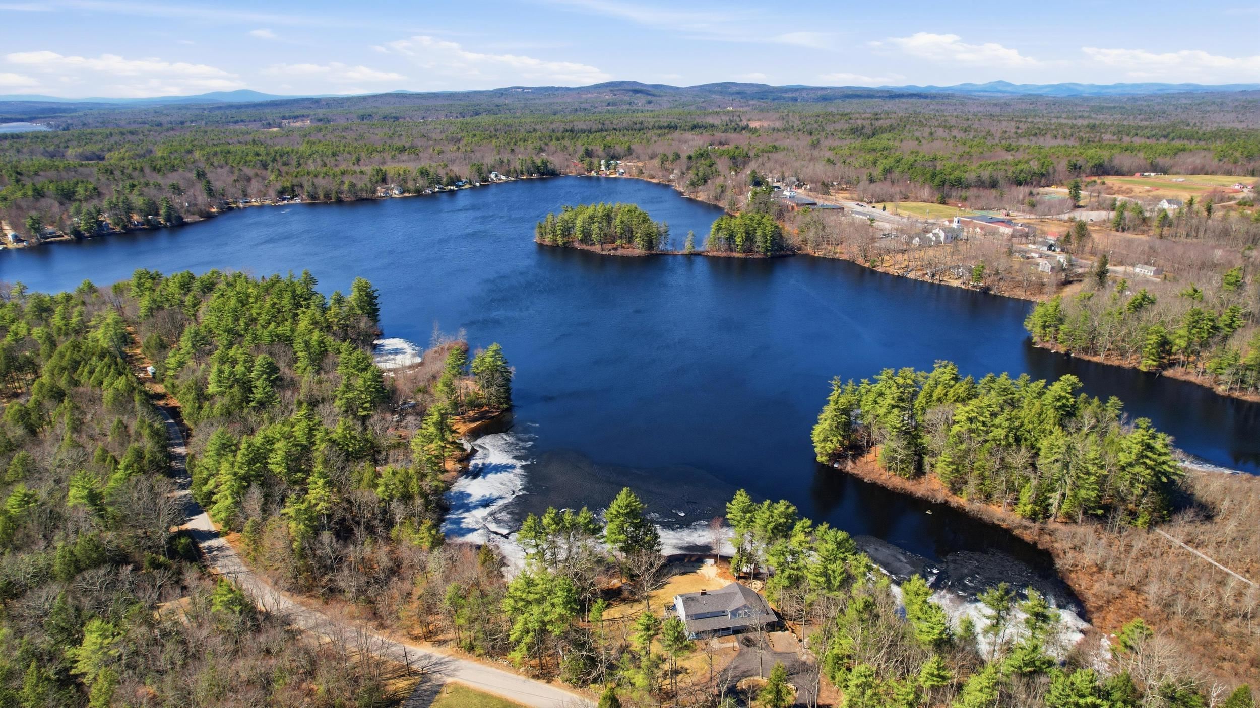 68 Harmony Rd, Northwood, NH 03261