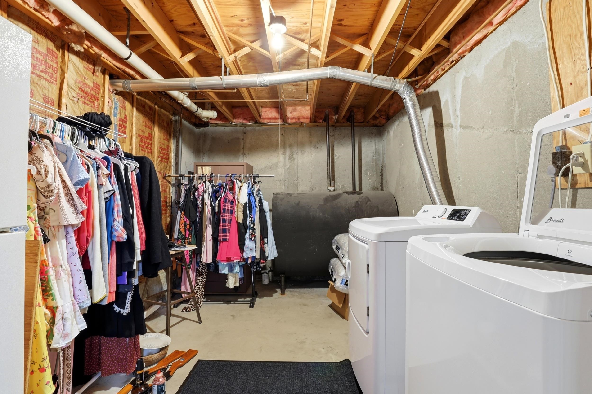 147 Leewood St, Manchester, NH 03103