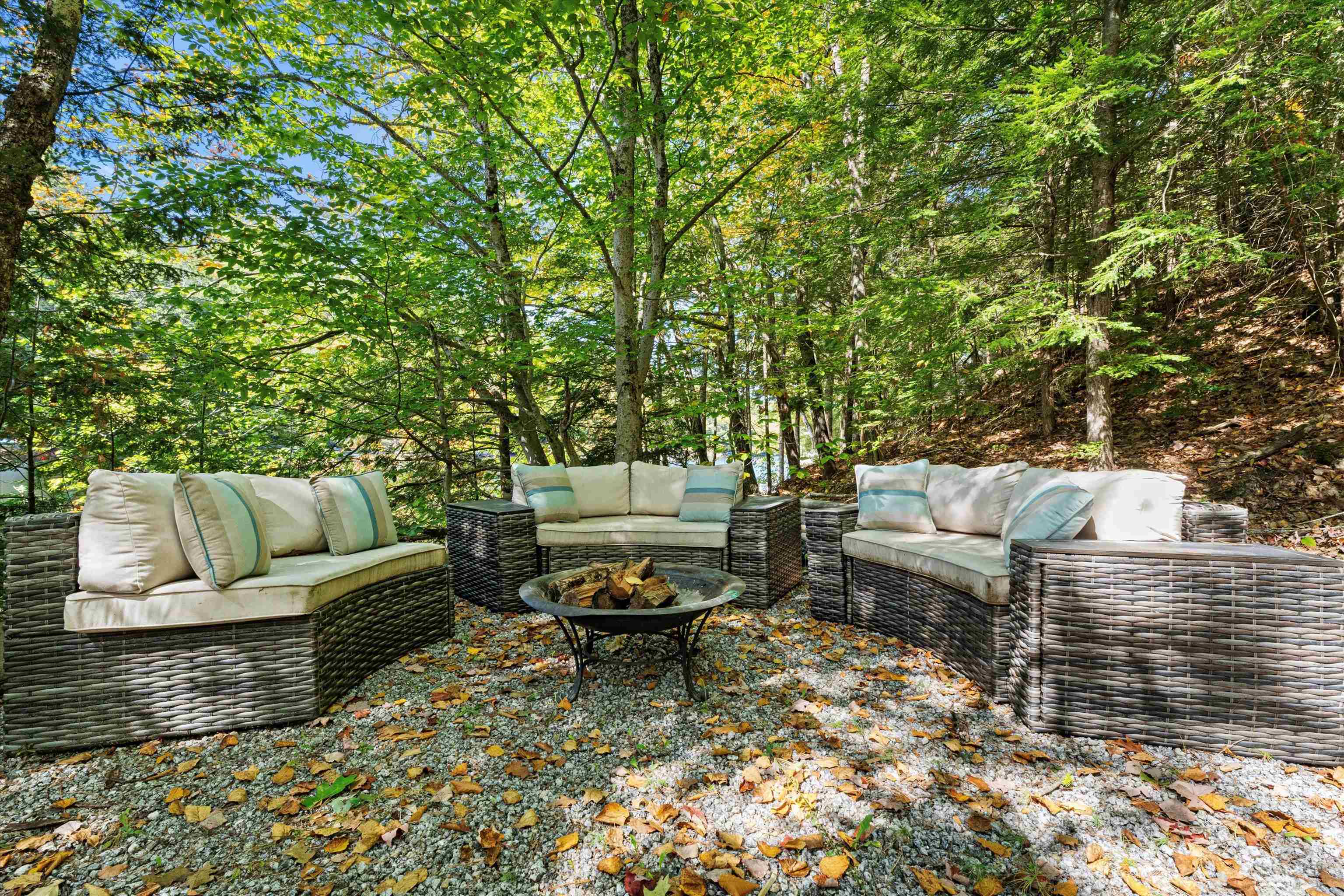 60 Wheelers Cv, Antrim, NH 03440