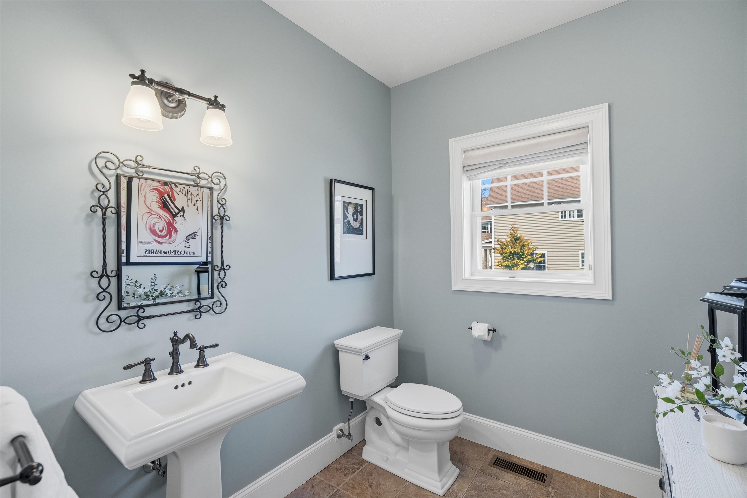 12 Orchard Blossom Rd, Windham, NH 03087