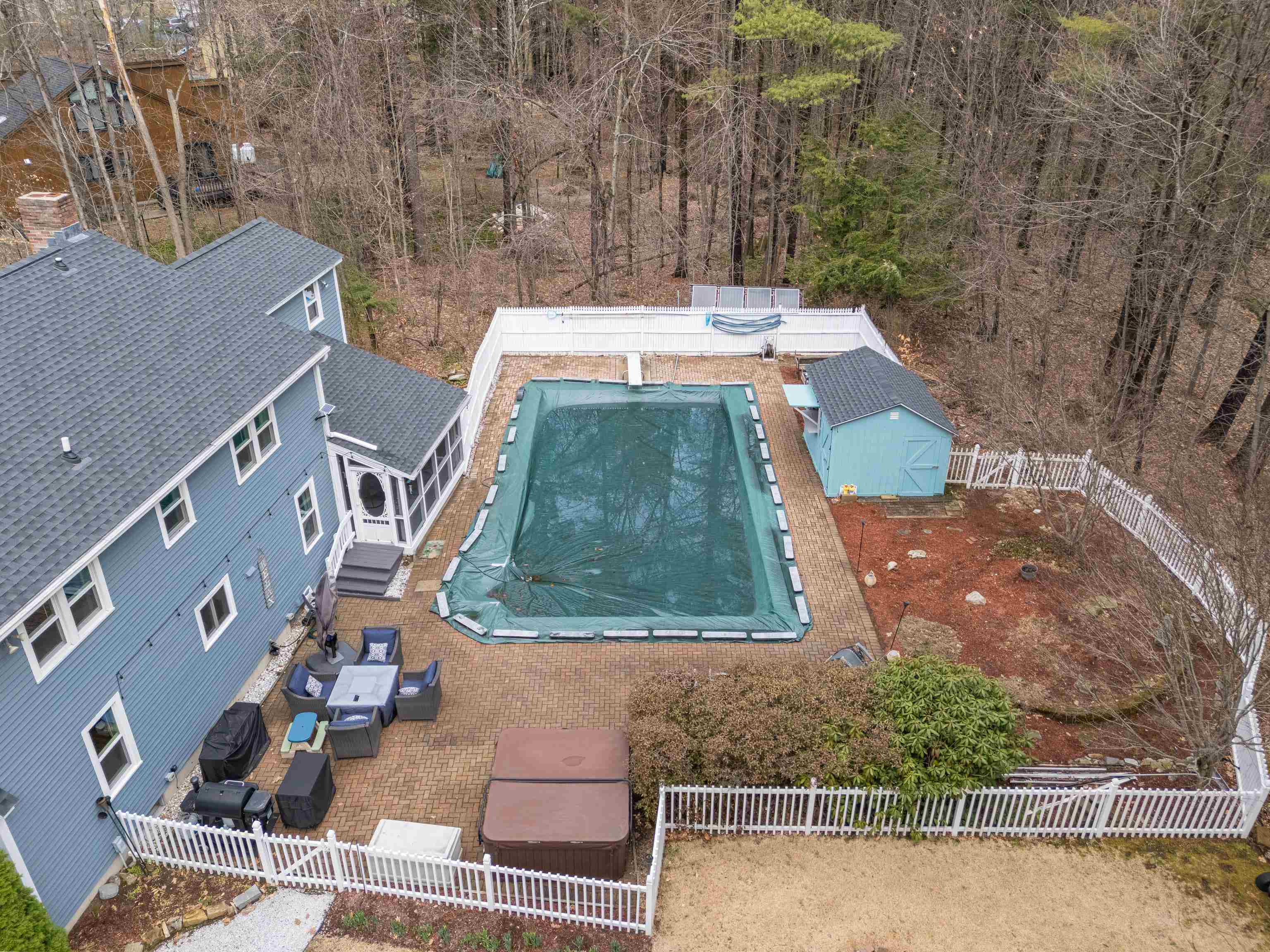 37 Mcgettigan Rd, Milford, NH 03055