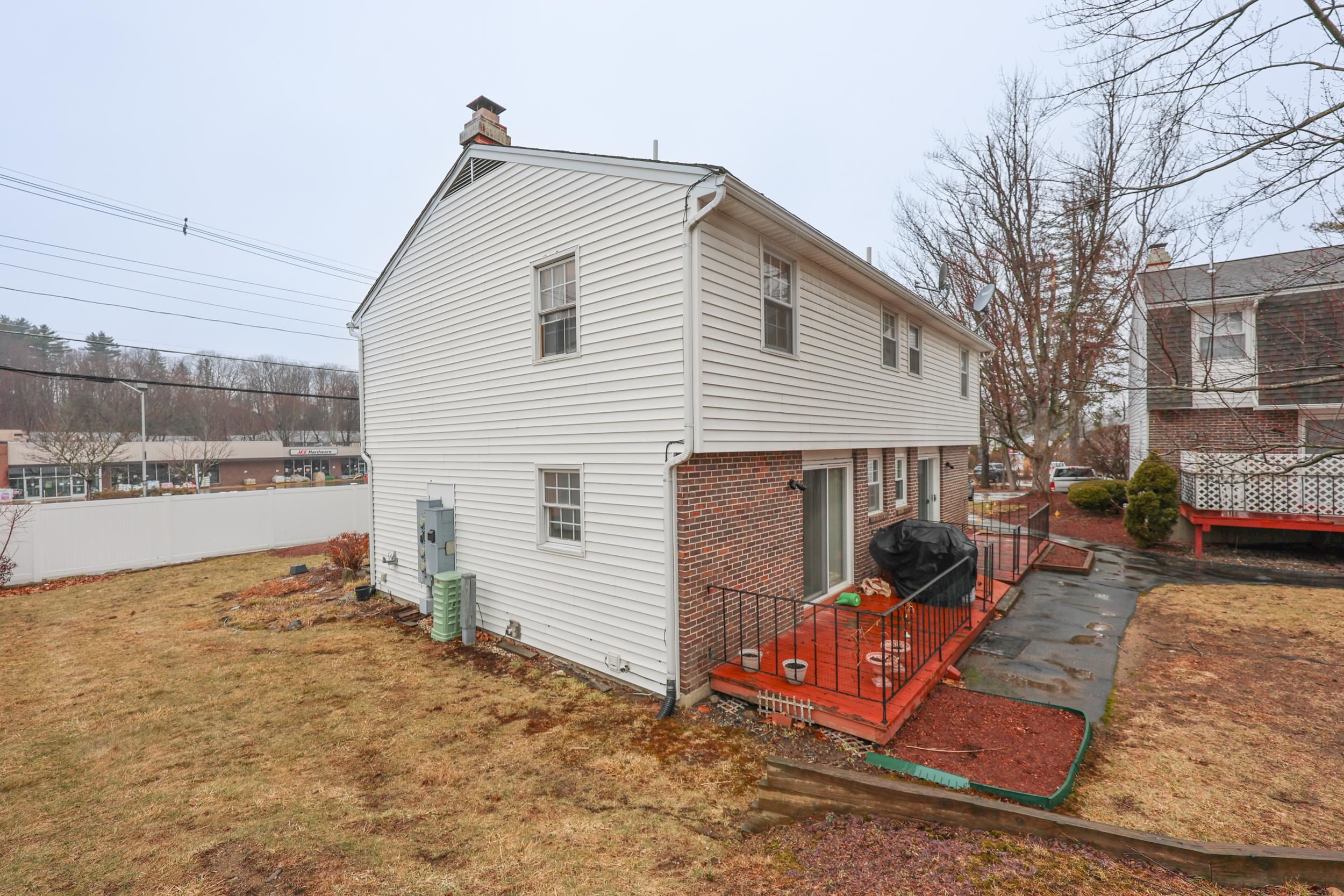 2 Riversedge Dr, Milford, NH 03055