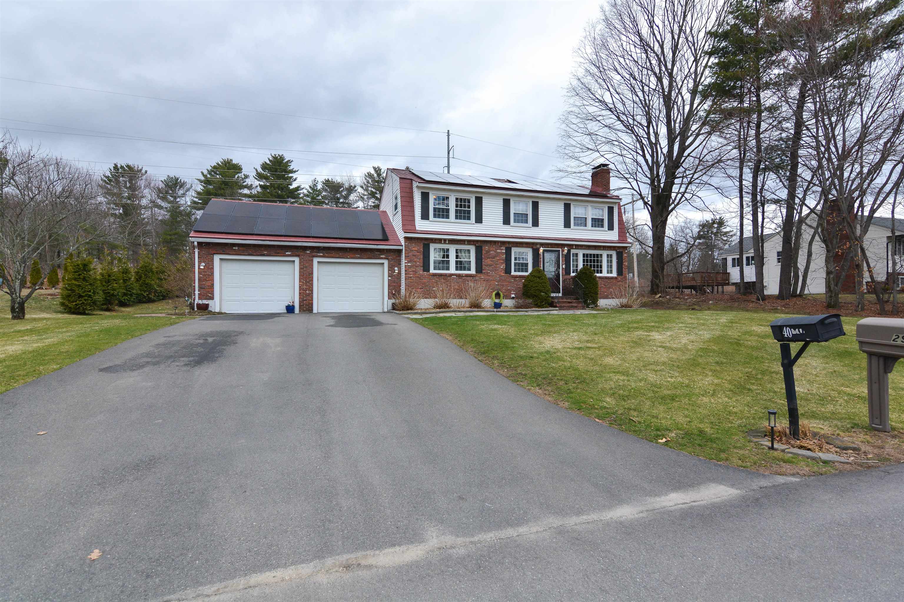 40 Barkland Dr, Derry, NH 03038