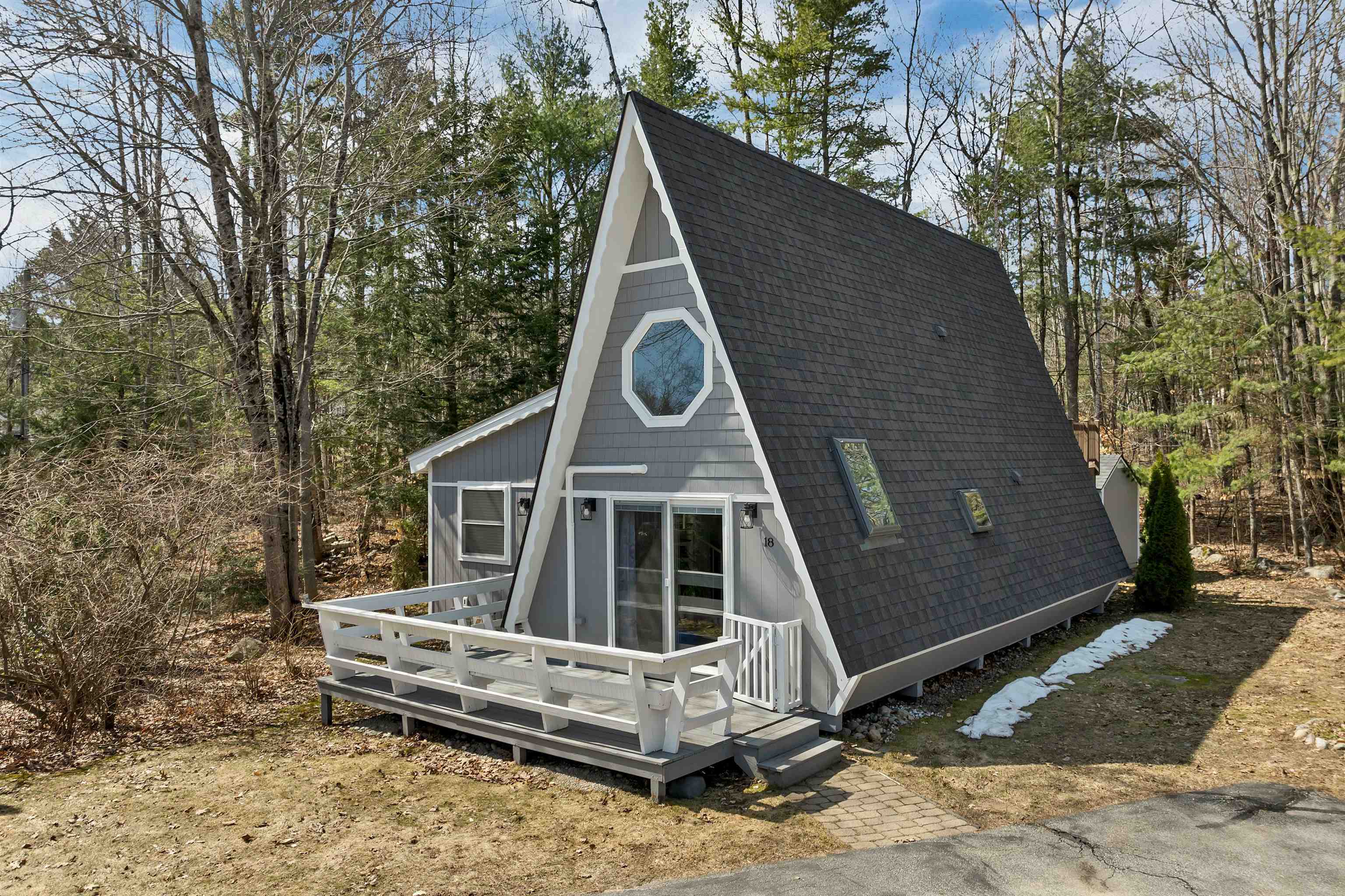 1 East Bluff Highlands Road — photo 2