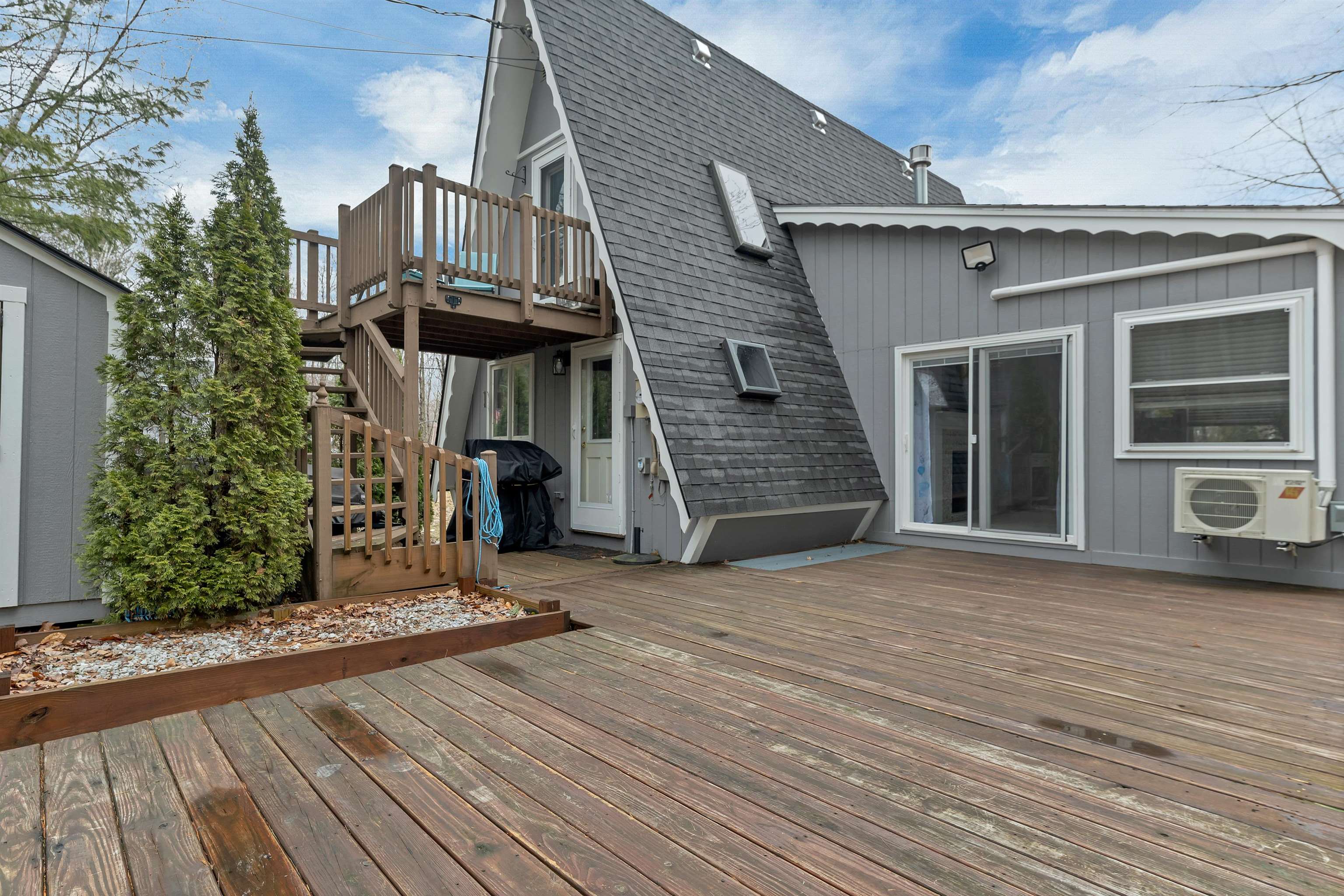 1 East Bluff Highlands Rd, Meredith, NH 03253