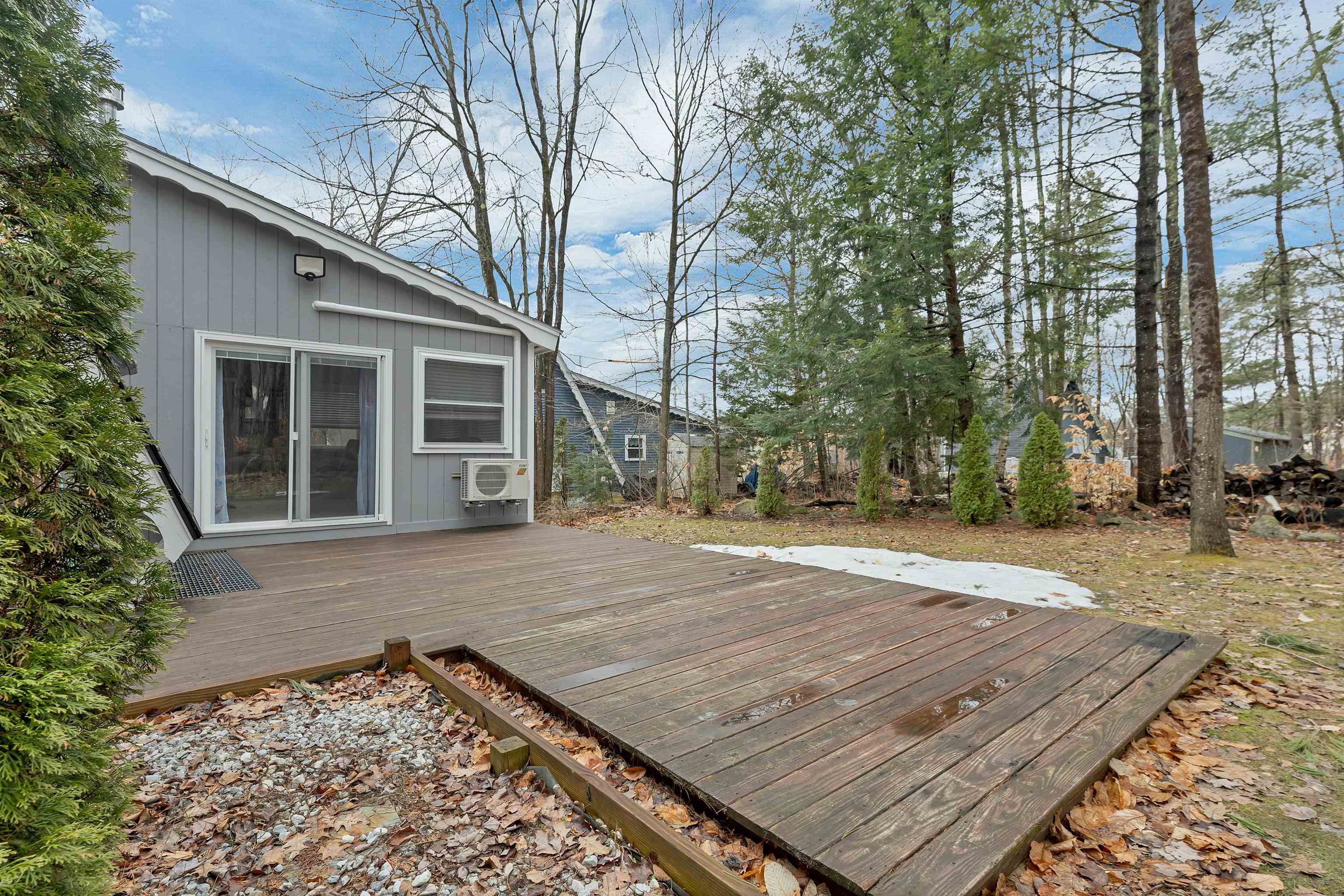 1 East Bluff Highlands, Meredith, NH 03253