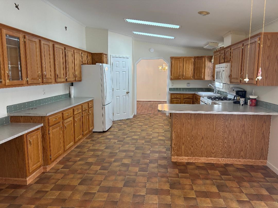 kitchen from side door