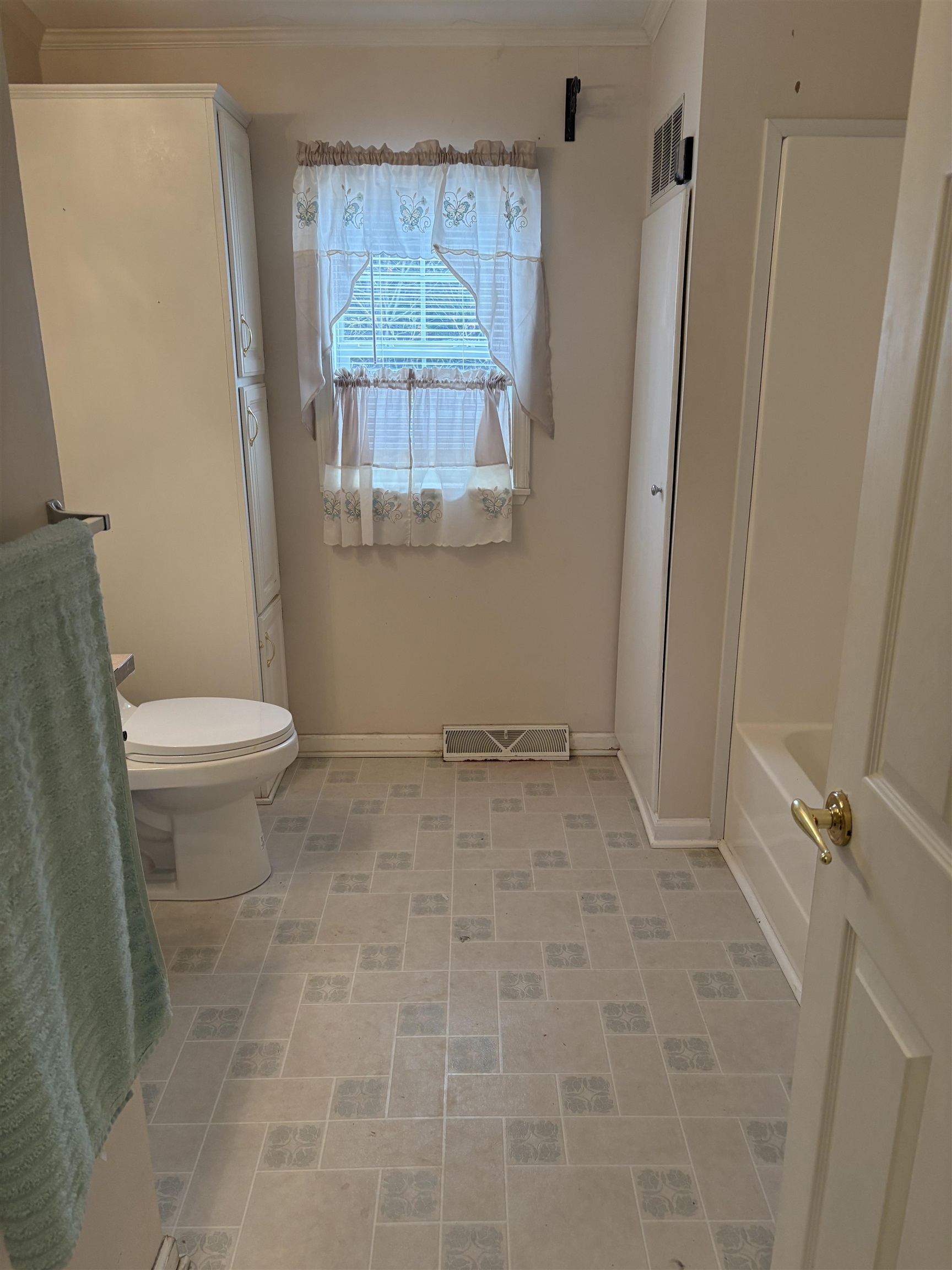 500 Darby Dr, Belmont, NH 03220
