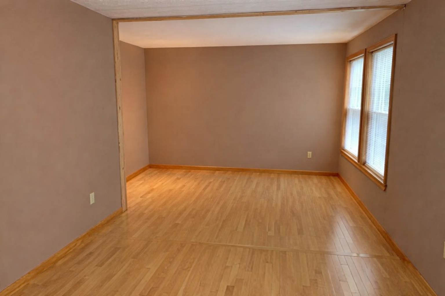 5 Brookside Dr, Plymouth, NH 03264