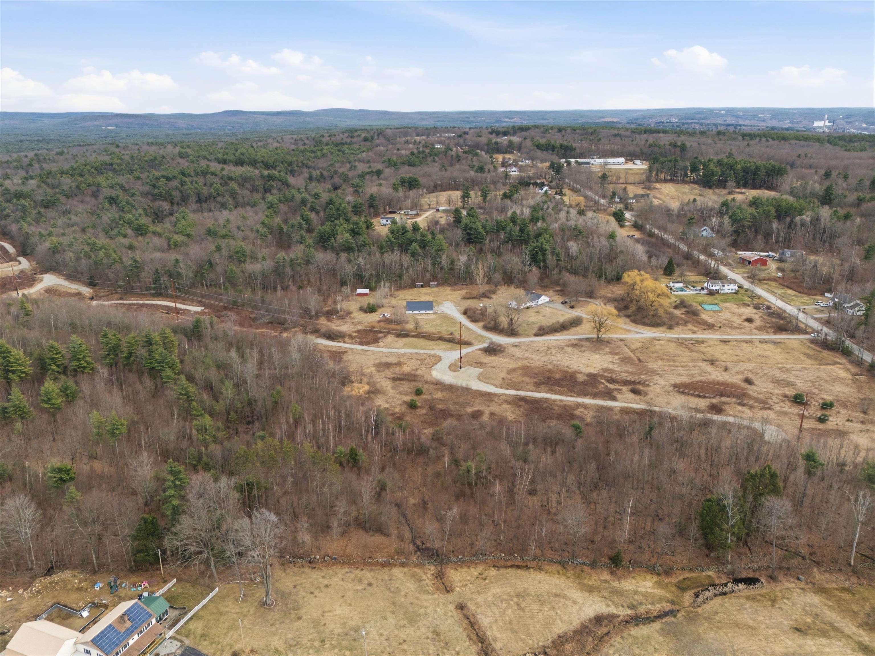 629 635 Fourth Range Rd, Pembroke, NH 03275