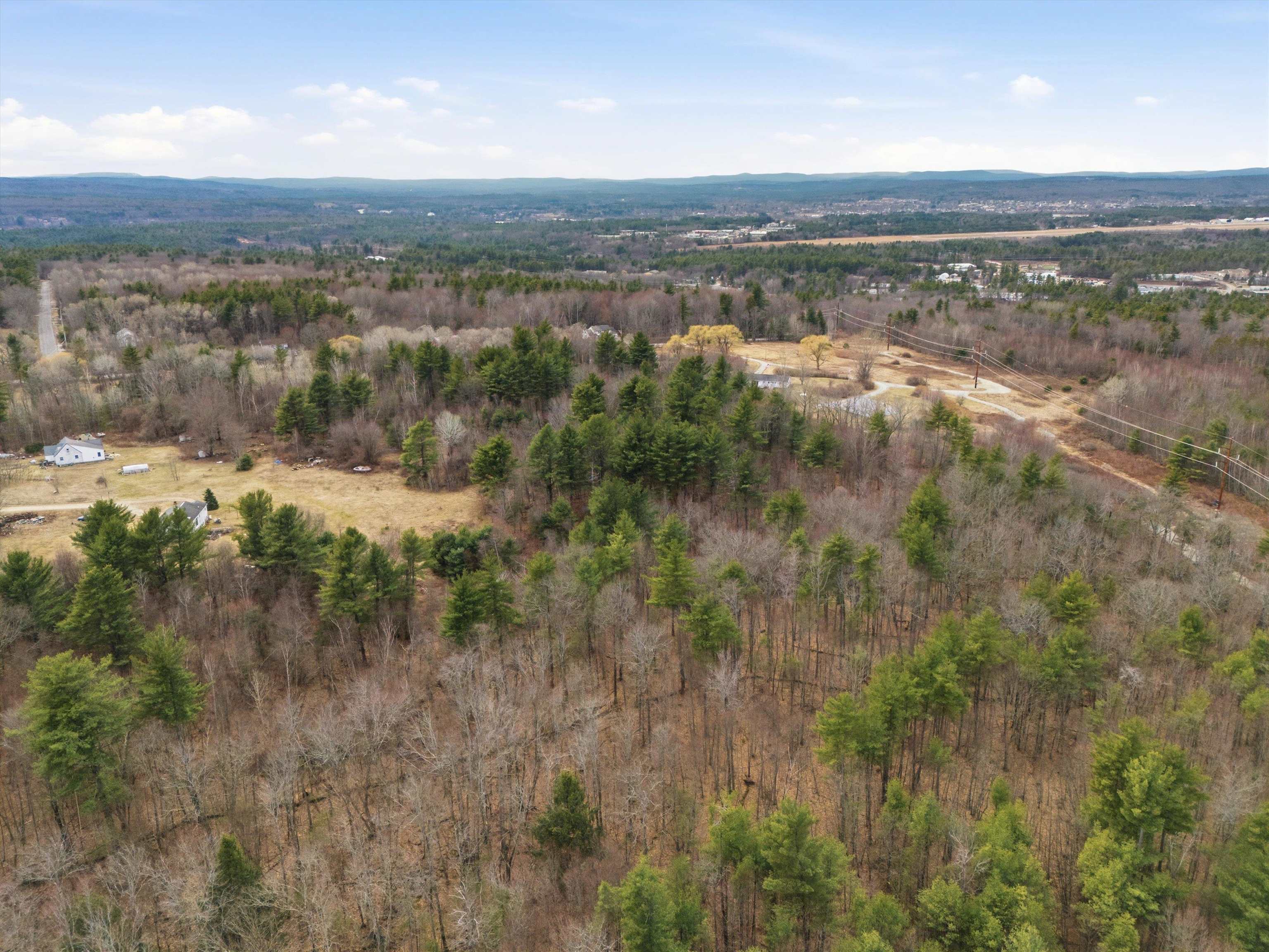 629 635 Fourth Range Rd, Pembroke, NH 03275
