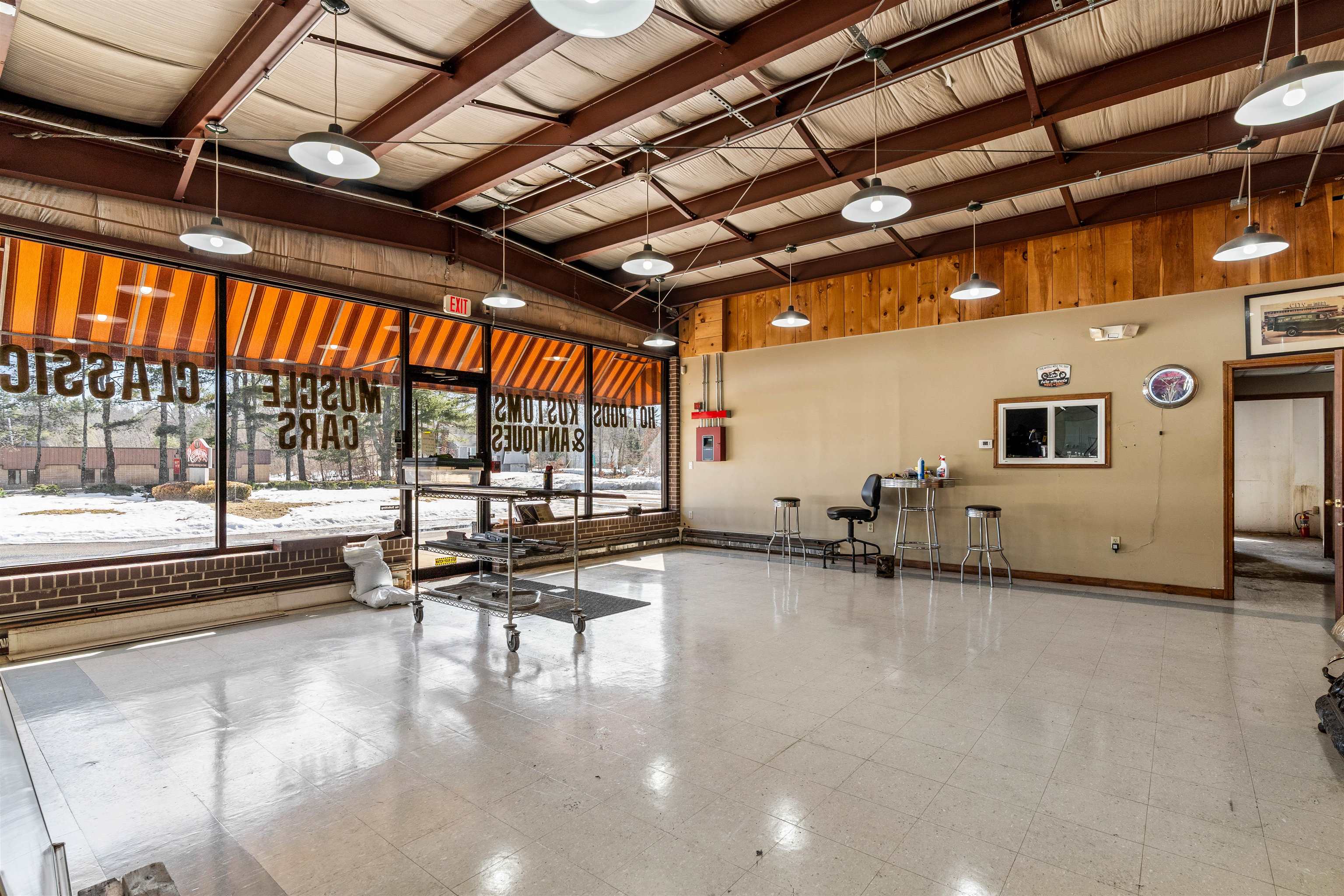 269 Proctor Hill Rd, Hollis, NH 03049