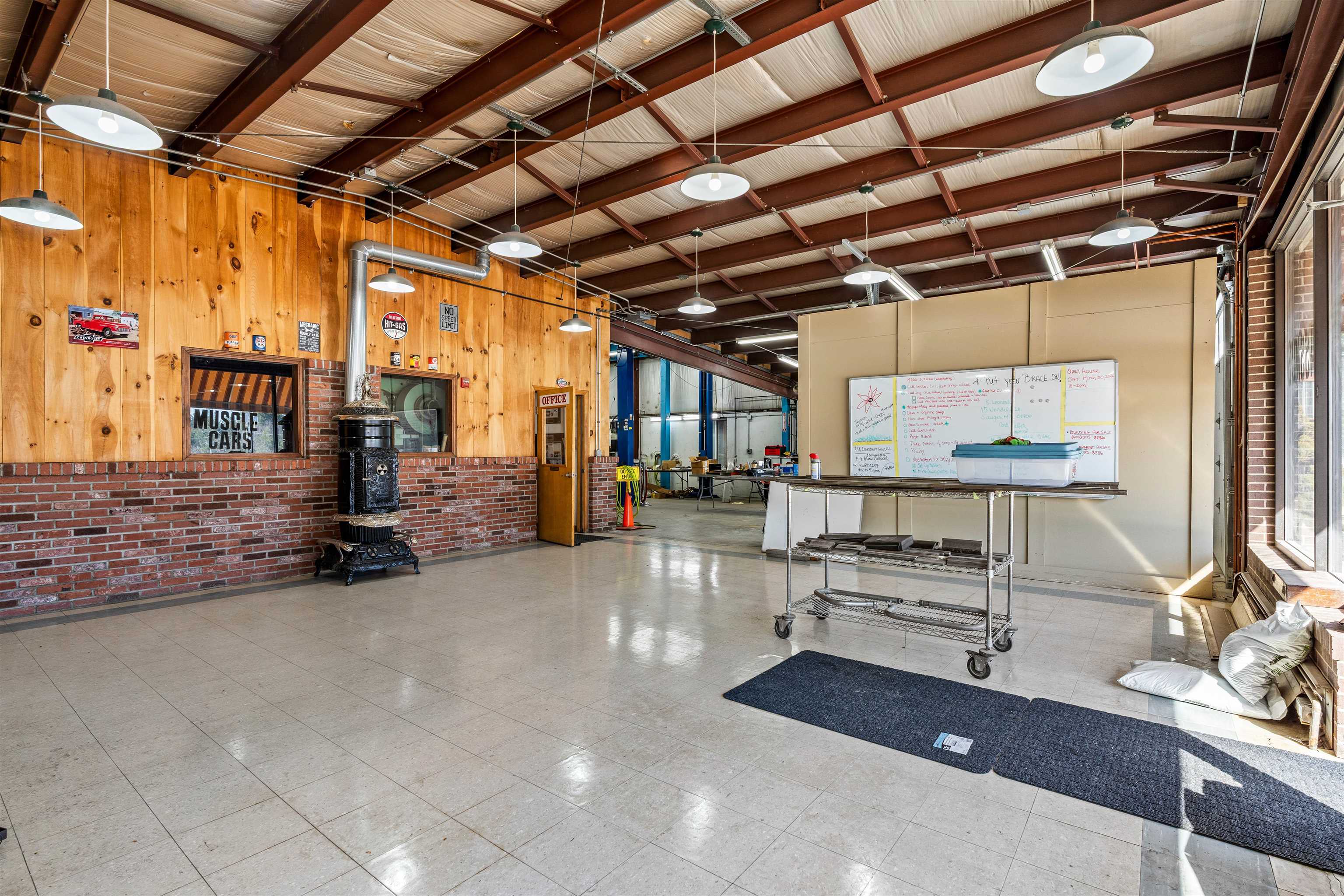 269 Proctor Hill Rd, Hollis, NH 03049