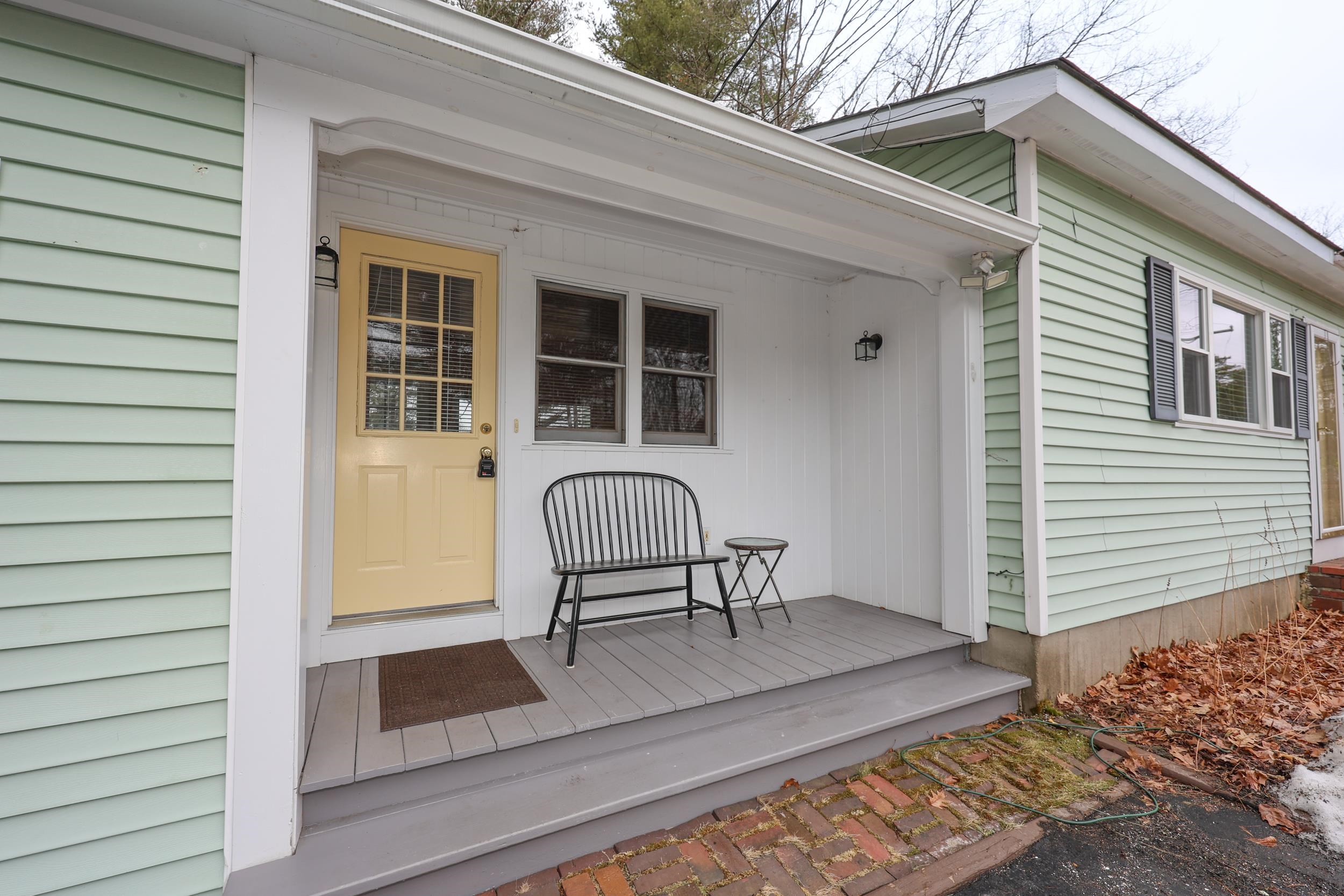 95 East Side Dr, Concord, NH 03301