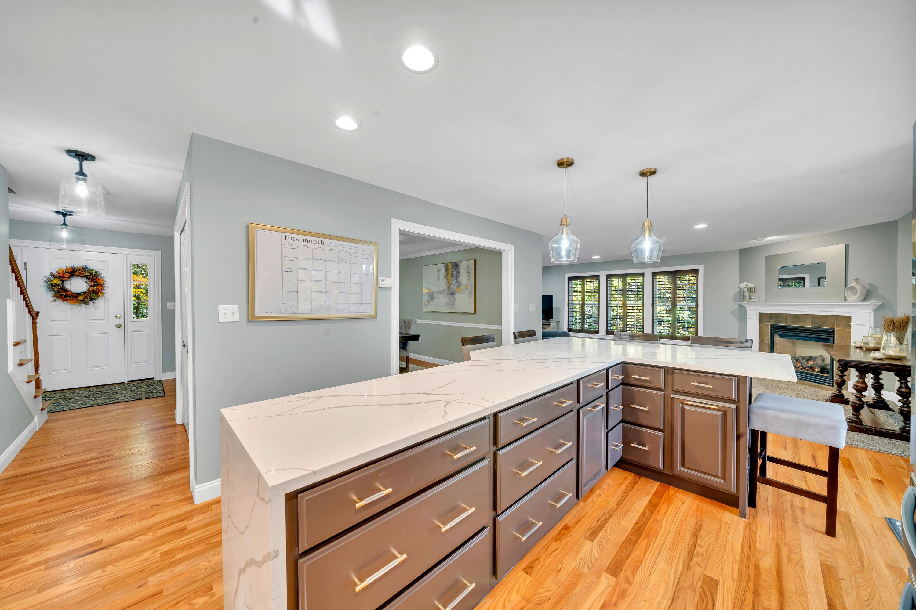 8 Stonewall Way, Newmarket, NH 03857