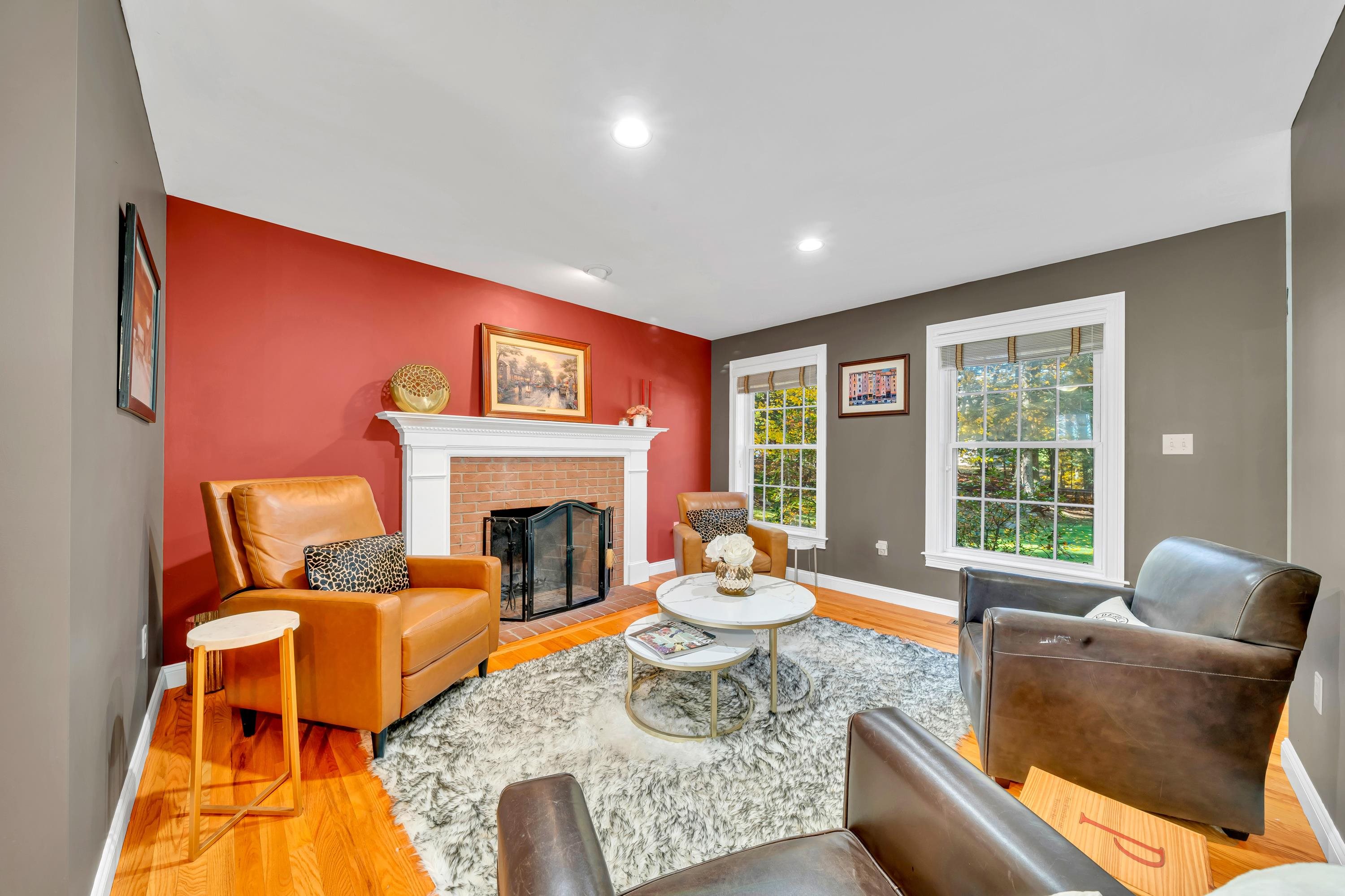 8 Stonewall Way, Newmarket, NH 03857