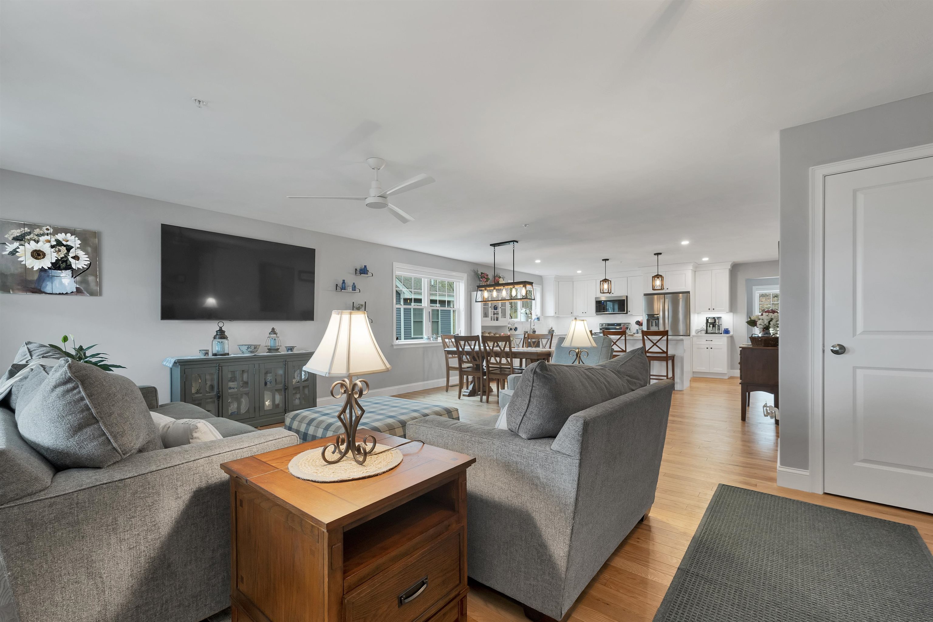 34 Three Ponds Dr, Brentwood, NH 03833