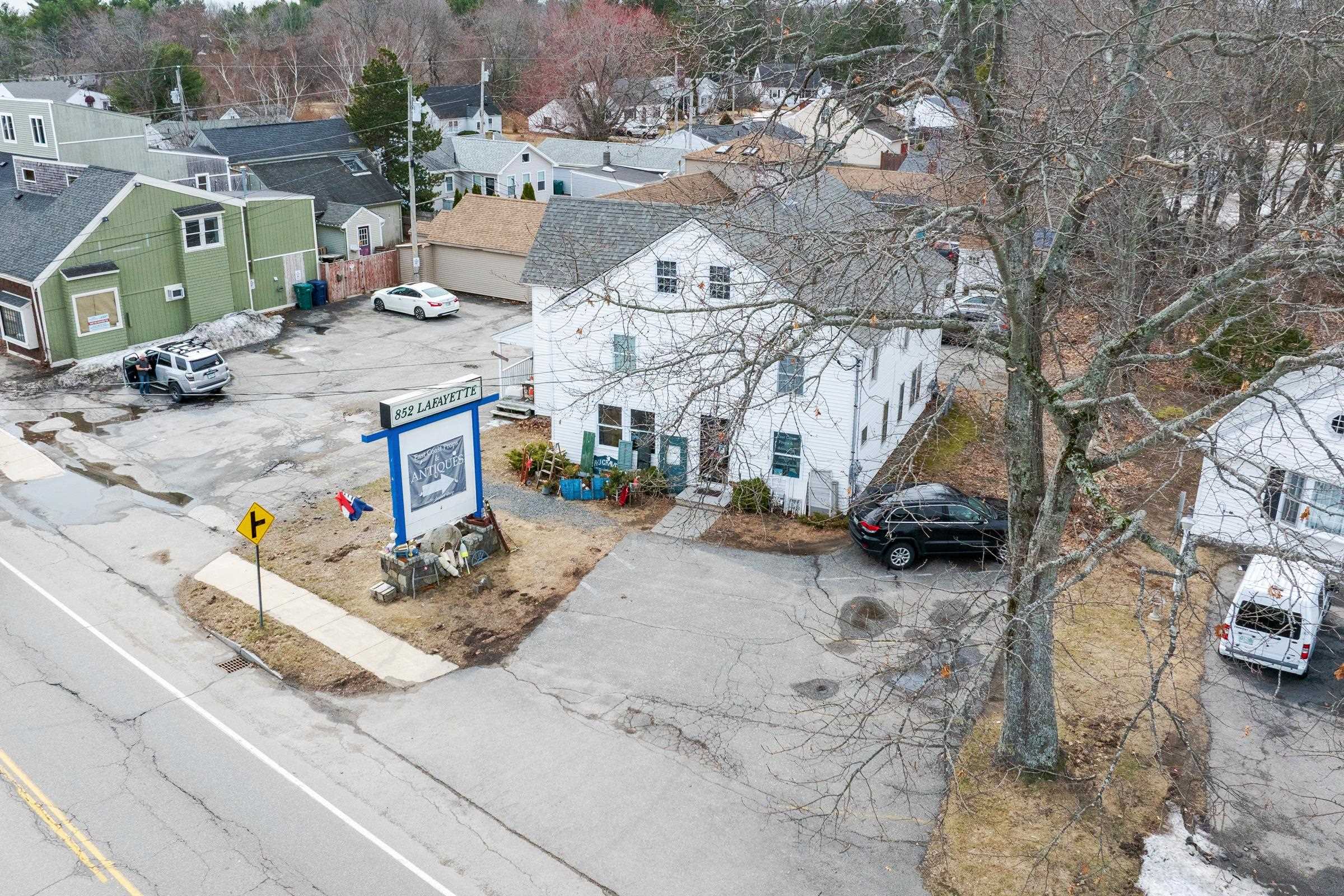 852 Lafayette Rd, Hampton, NH 03842