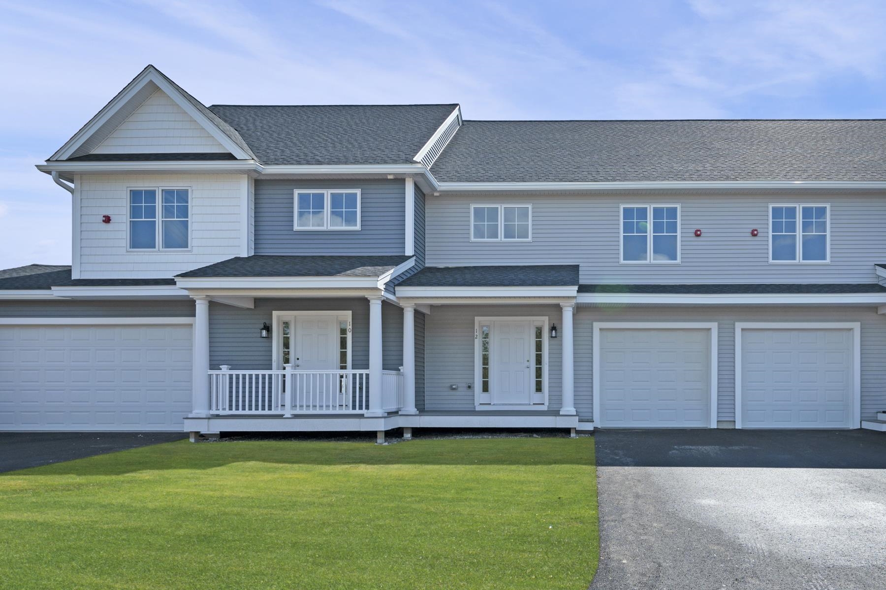 71 Crestview Way, Raymond, NH 03077