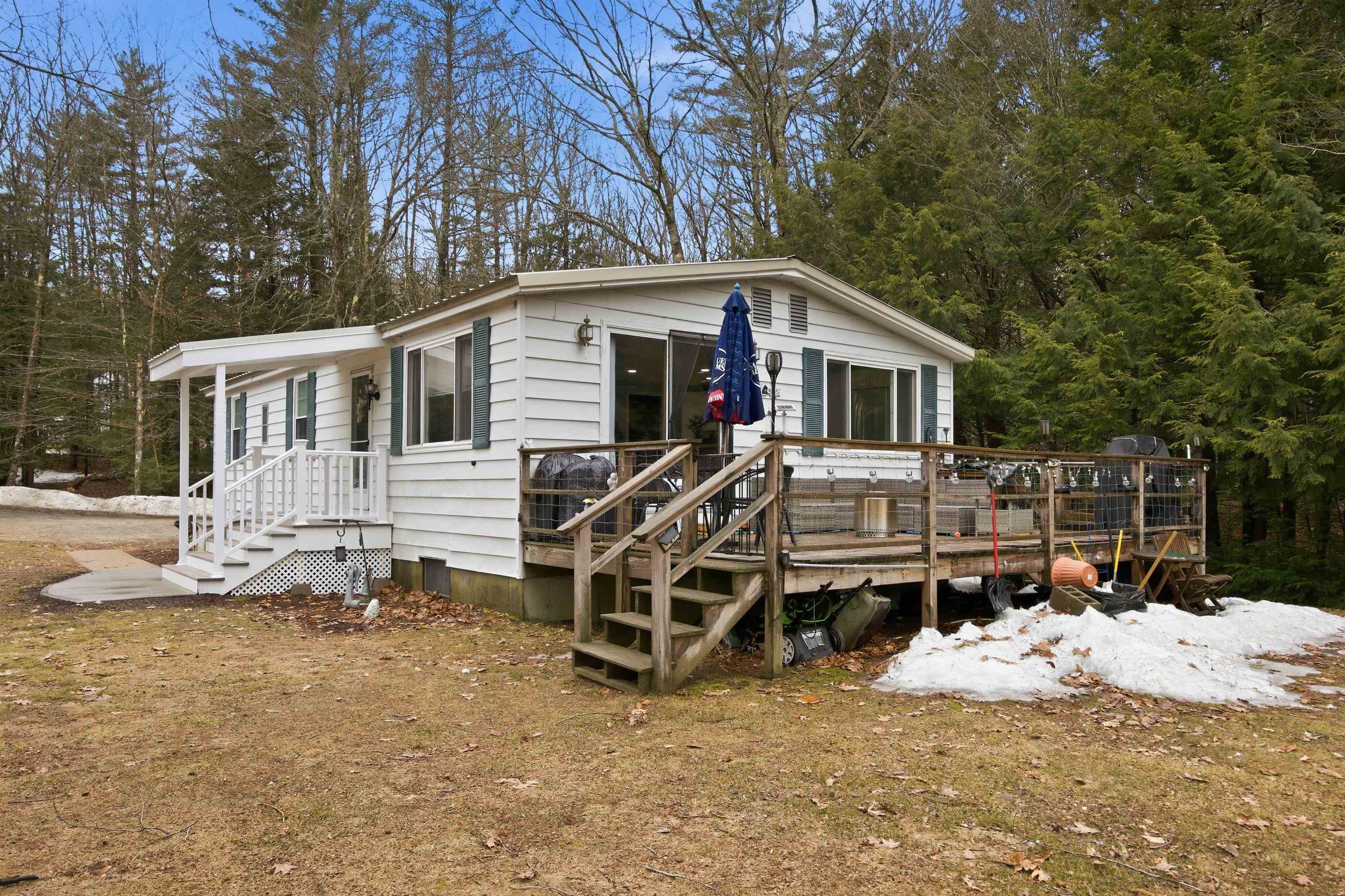 144 Halls Brook Rd, Rumney, NH 03266