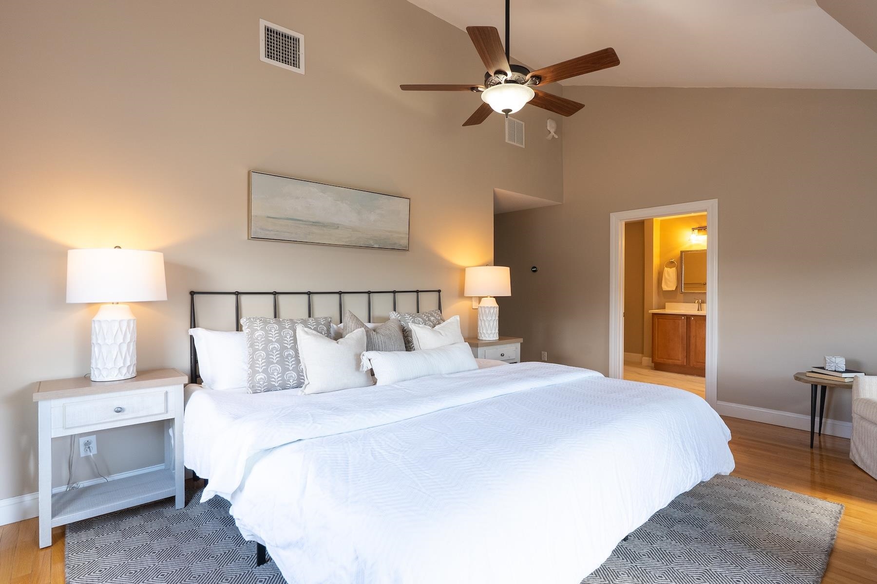 5 Old Parish Way #8, Portsmouth, NH 03801