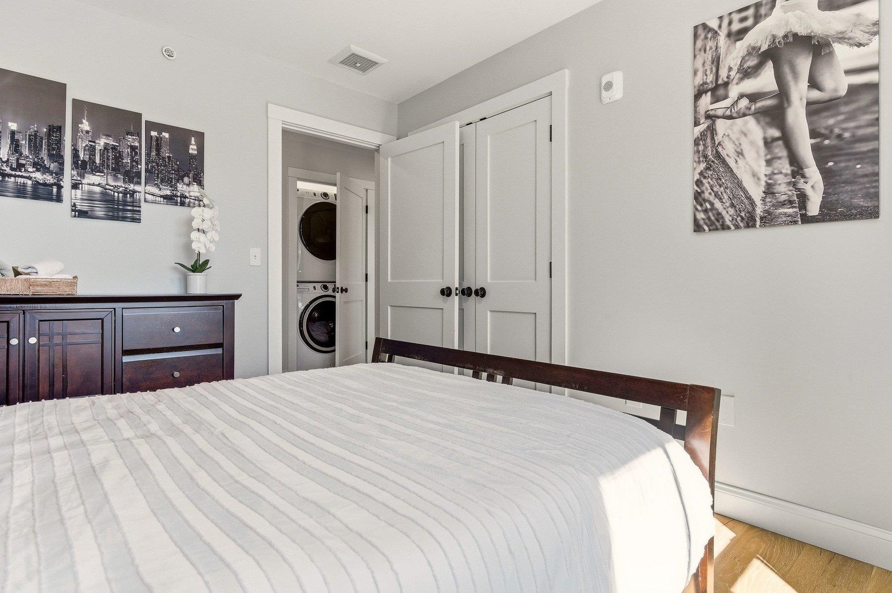 30 Cate St, Portsmouth, NH 03801