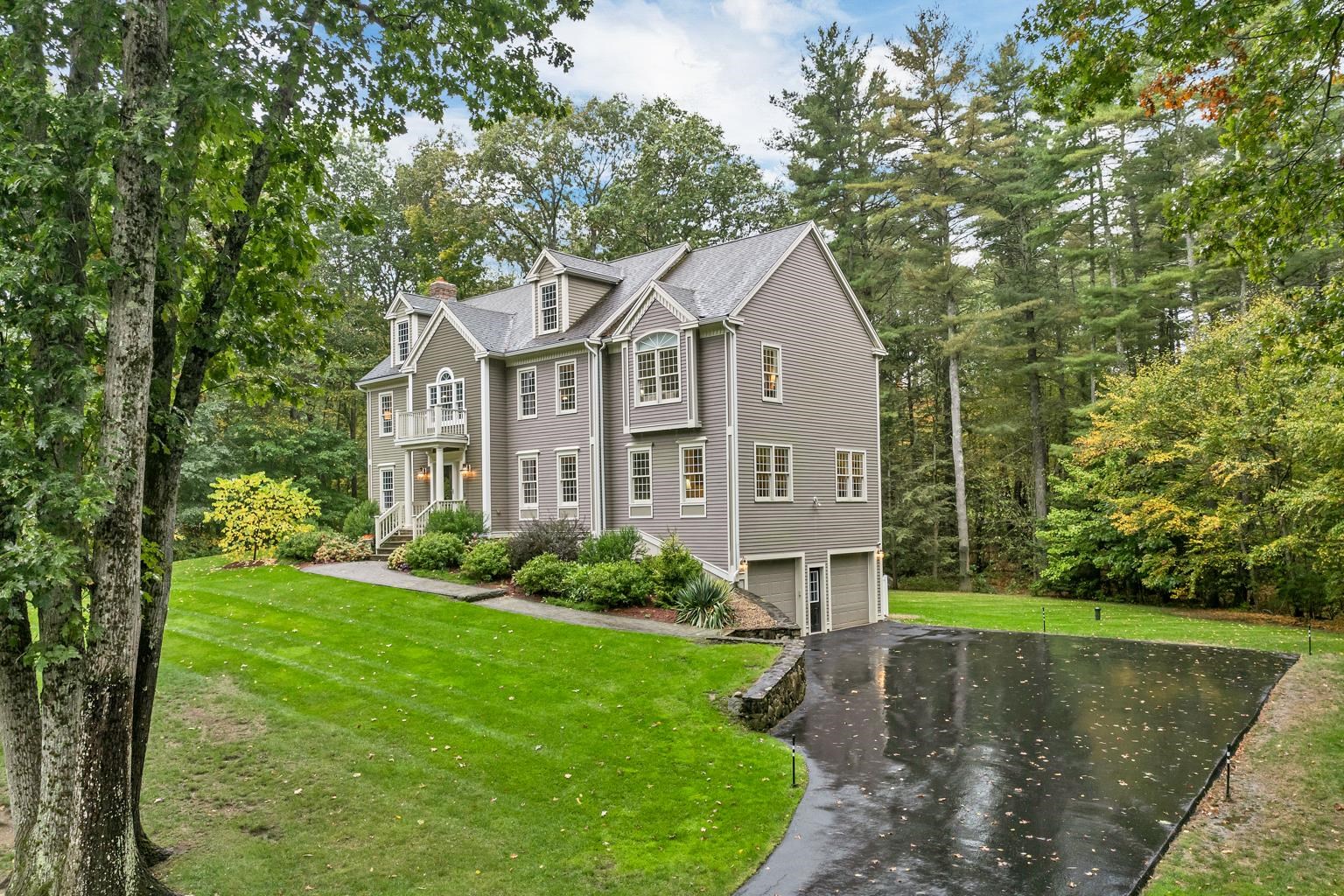 3 Batchelder Ln, Hampton Falls, NH 03844