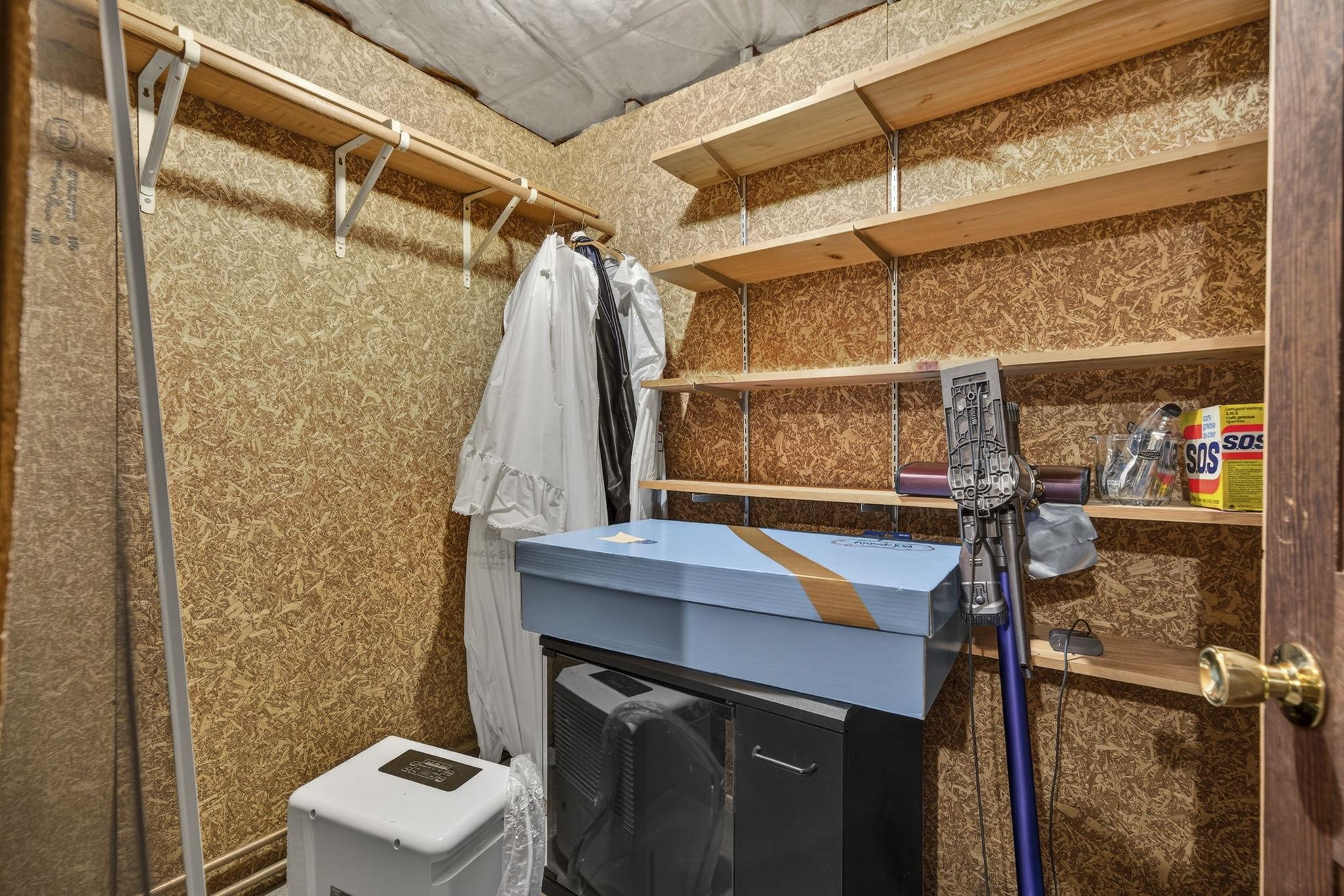 10 Vespa Ln, Nashua, NH 03064-1163