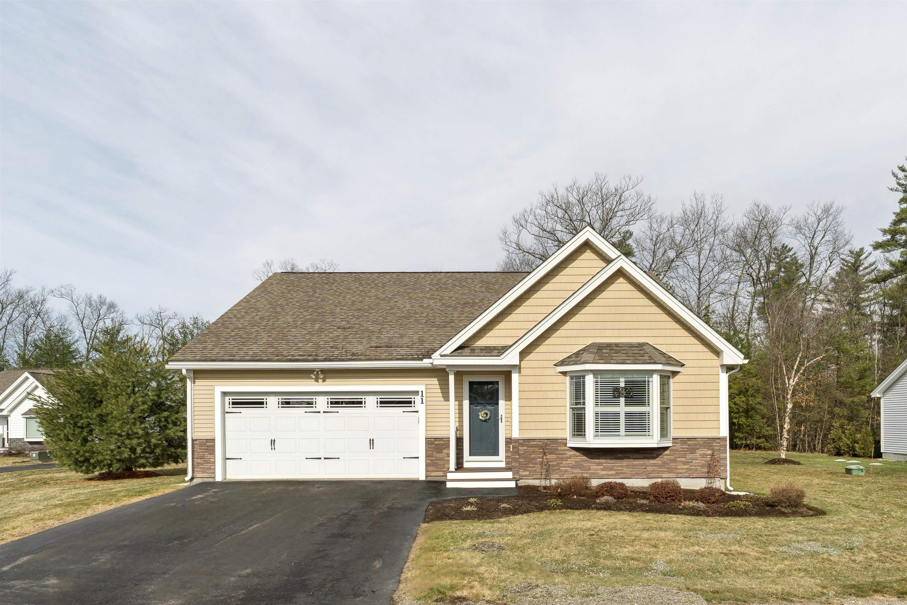 11 Castle Ct, Kingston, NH 03848