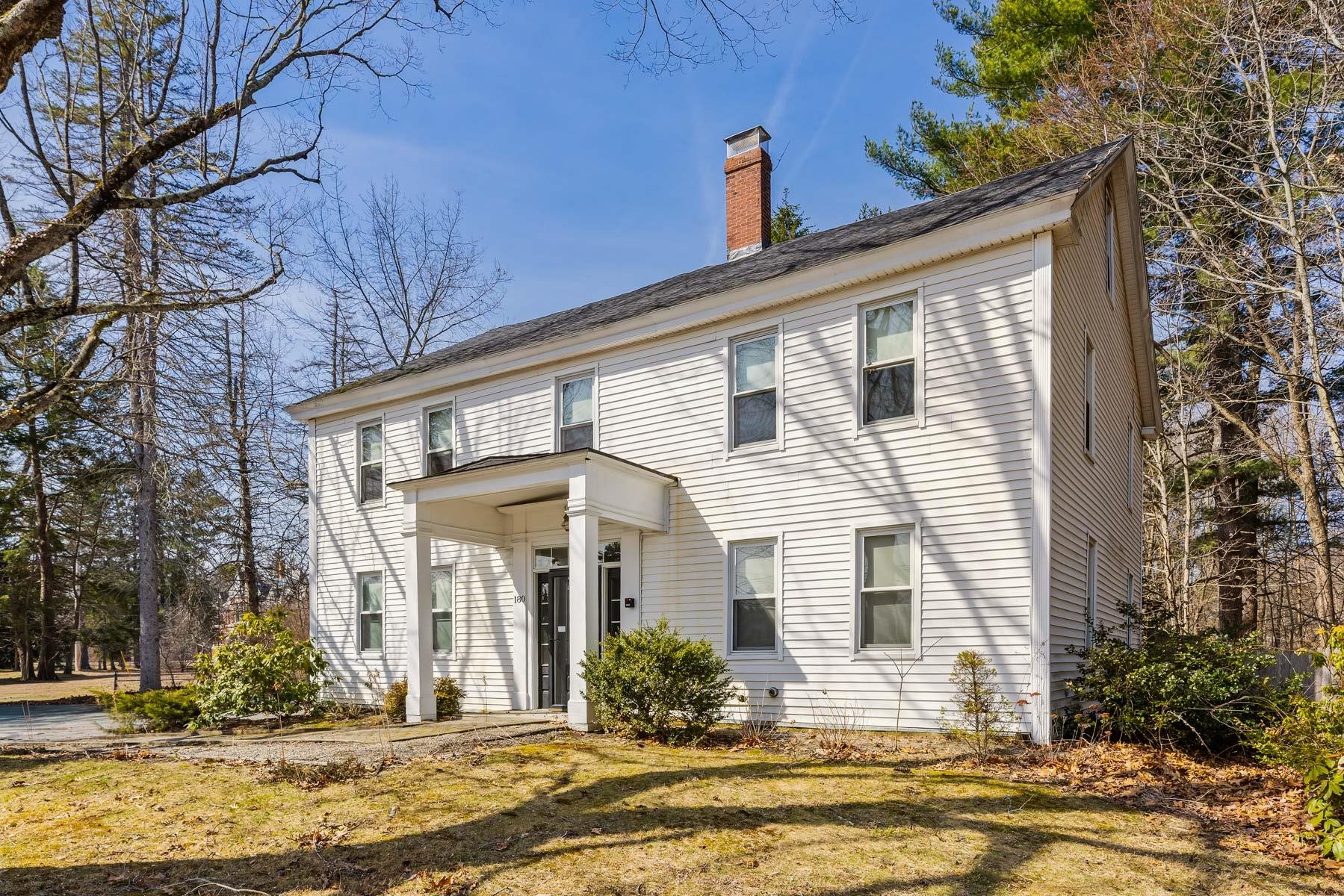 180 Main St, Kingston, NH 03848