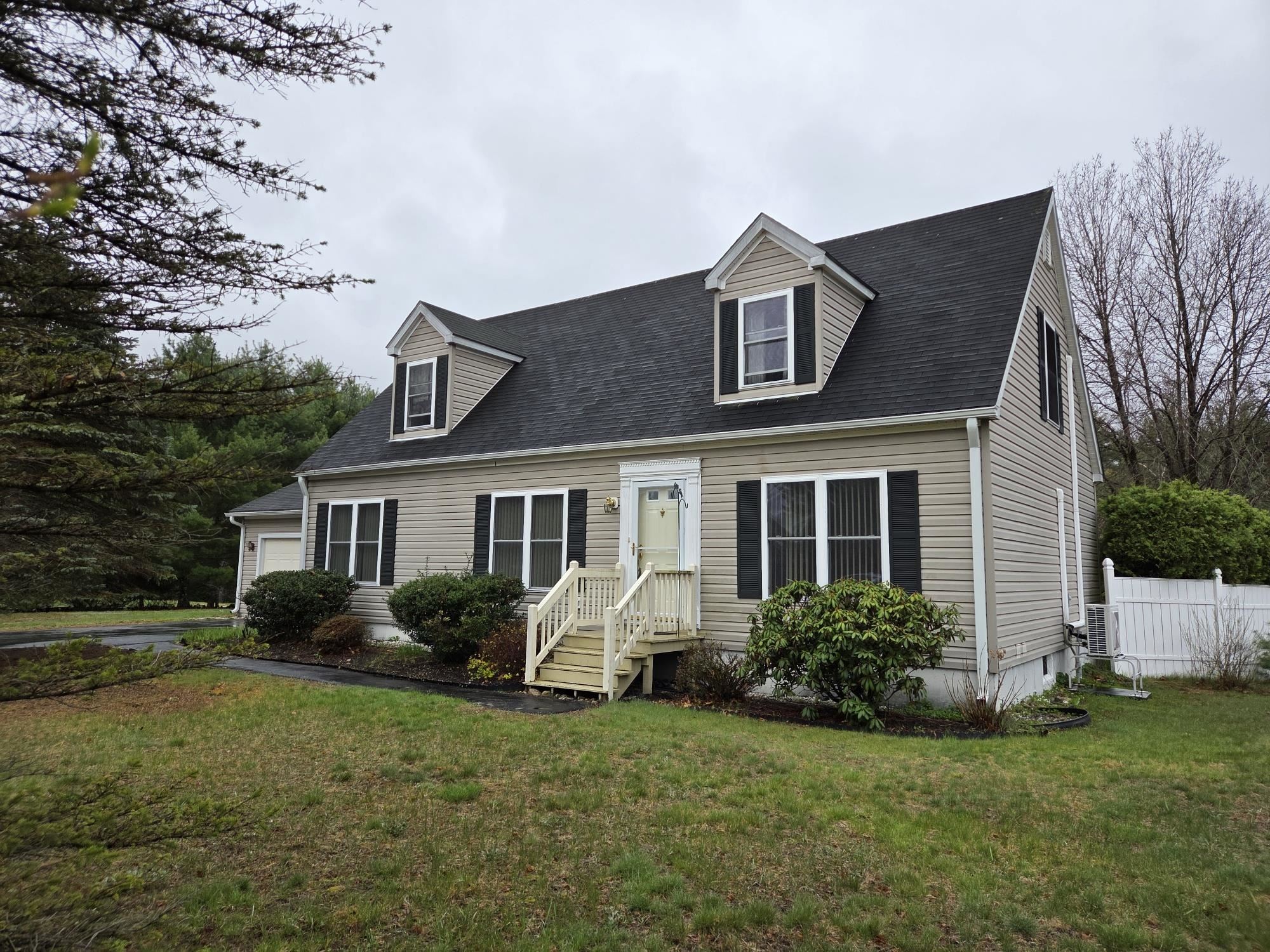 121 Bellview Dr, Swanzey, NH 03446