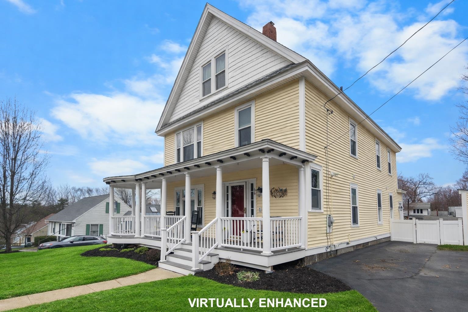 Manchester NH&nbsp;Home for sale $560,000 $218 per sq.ft.