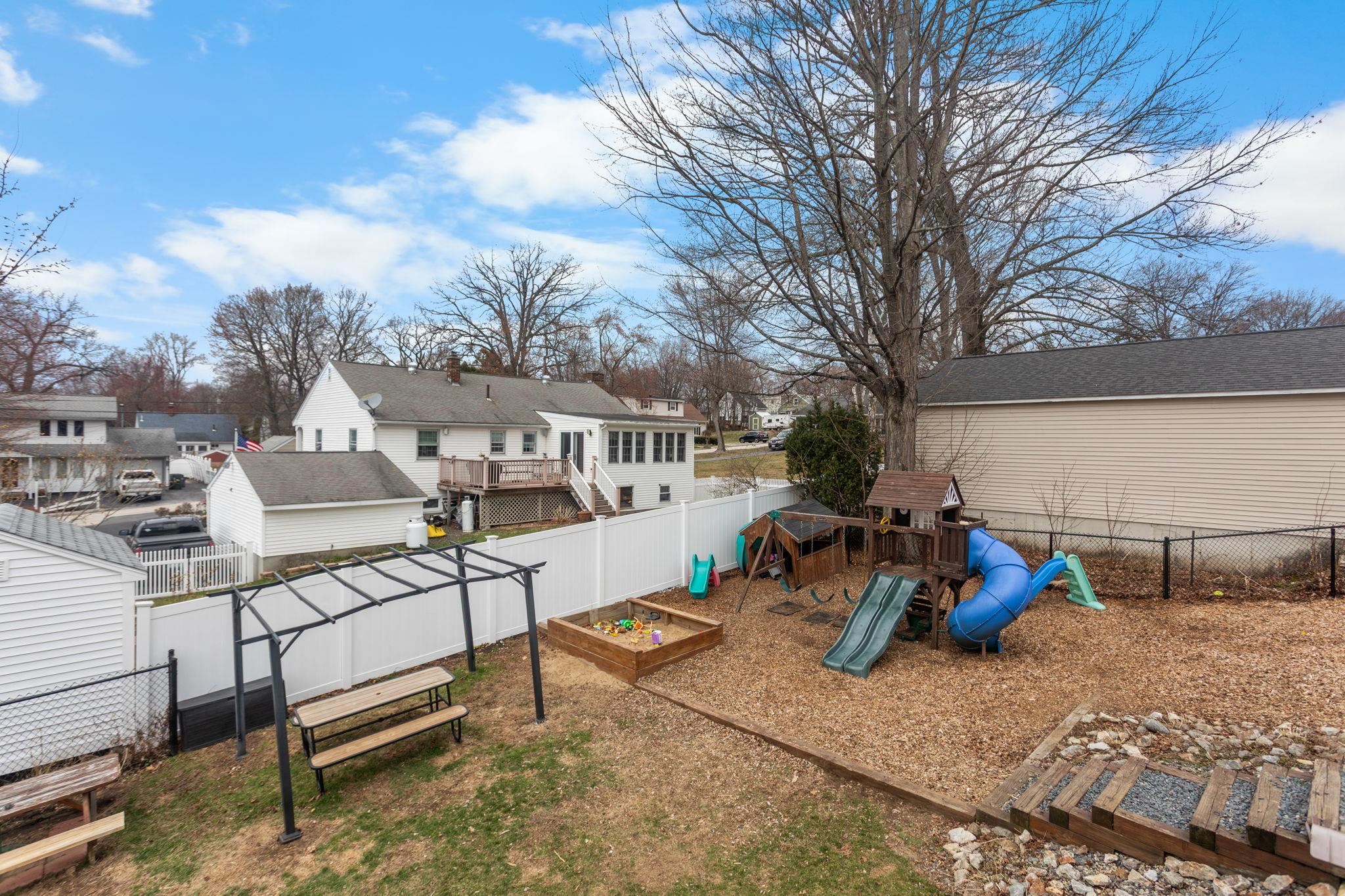66 Gold St, Manchester, NH 03103