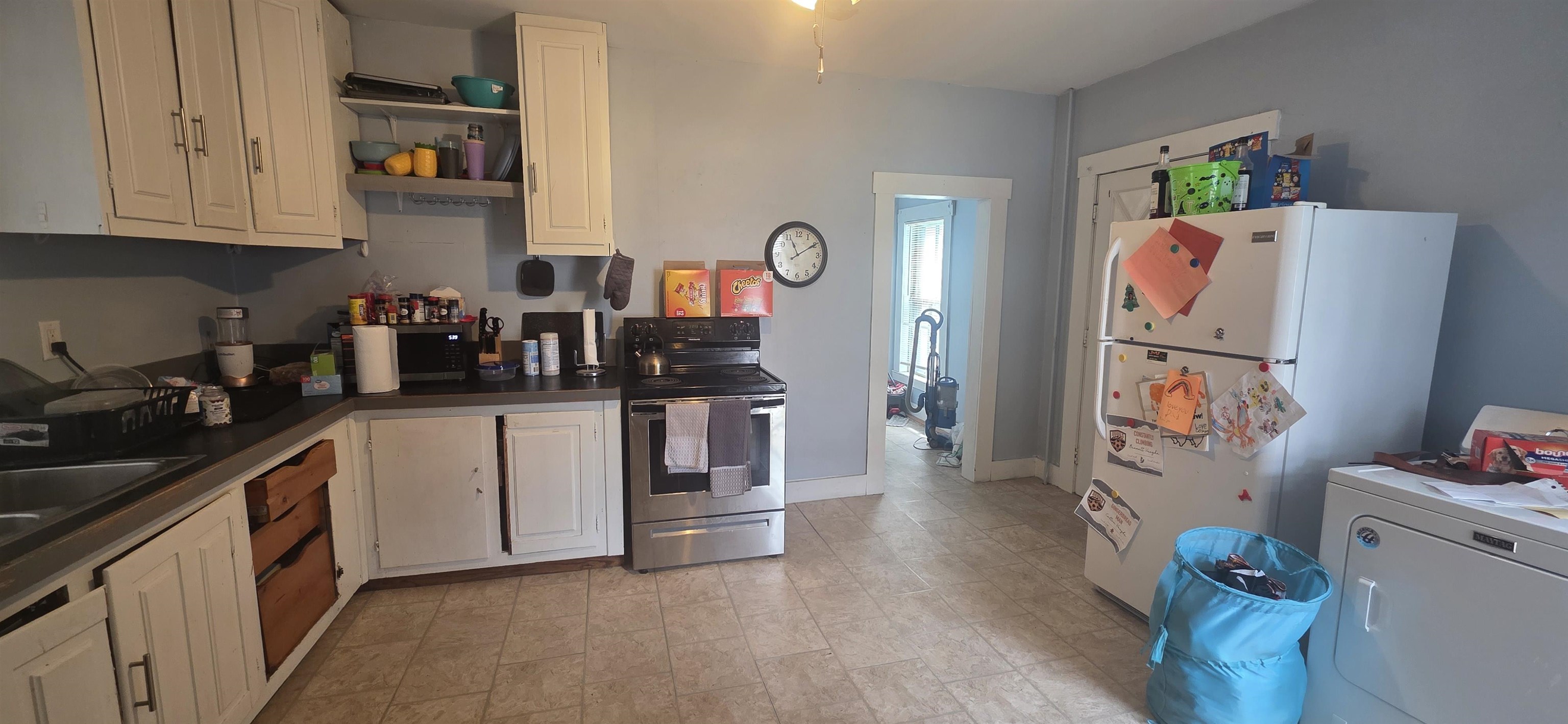 36 Prospect St, Claremont, NH 03743