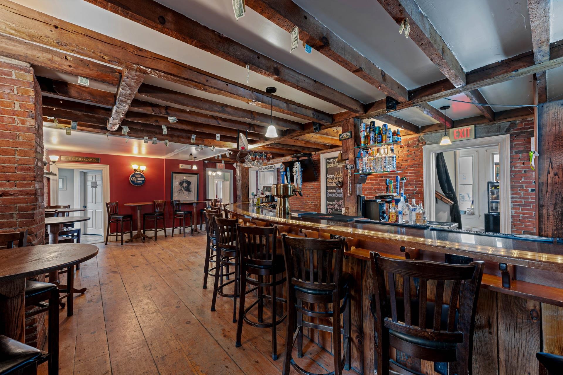 122 Main St, Charlestown, NH 03603