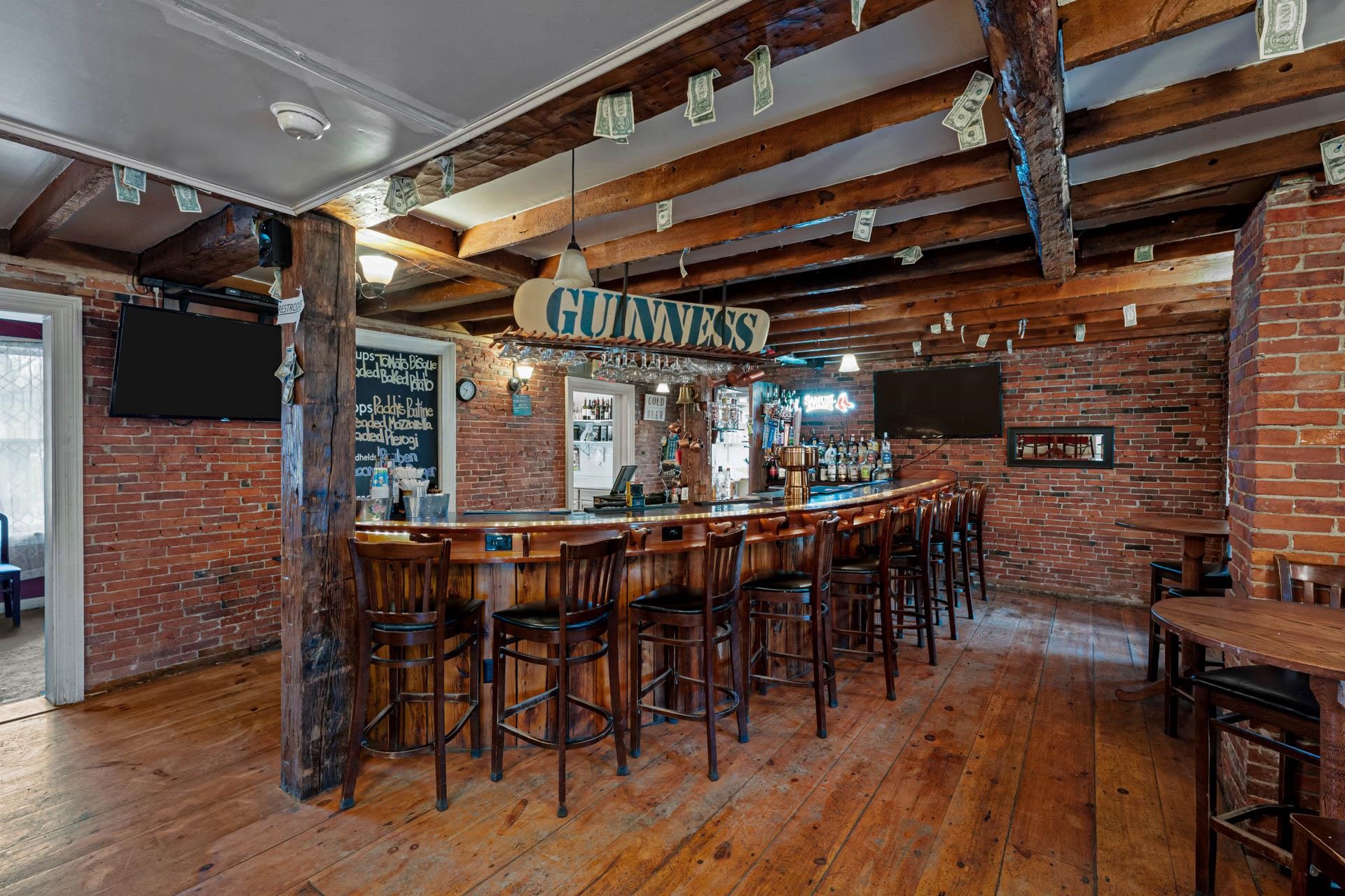 122 Main St, Charlestown, NH 03603