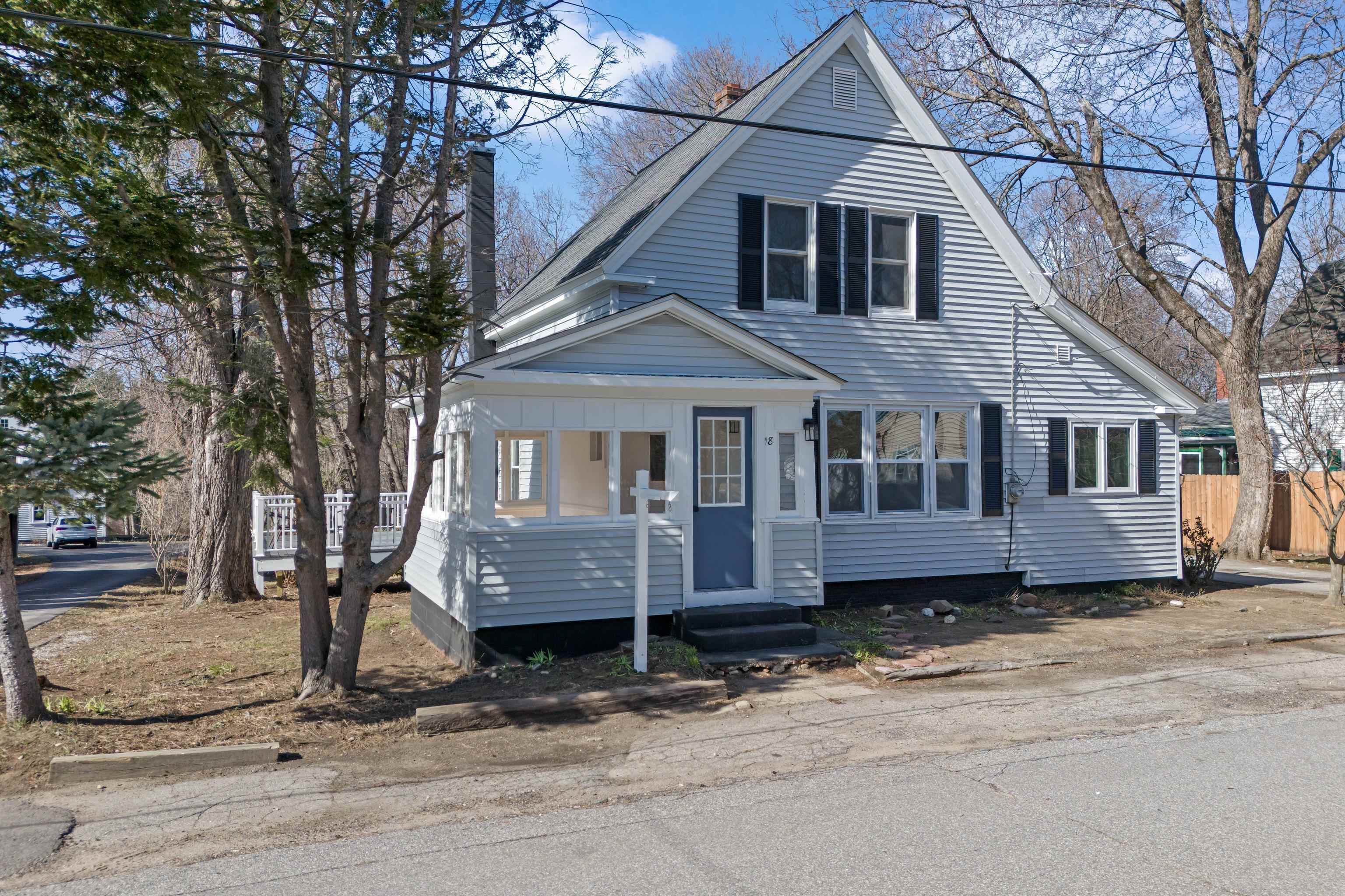 18 Church St, Epping, NH 03042