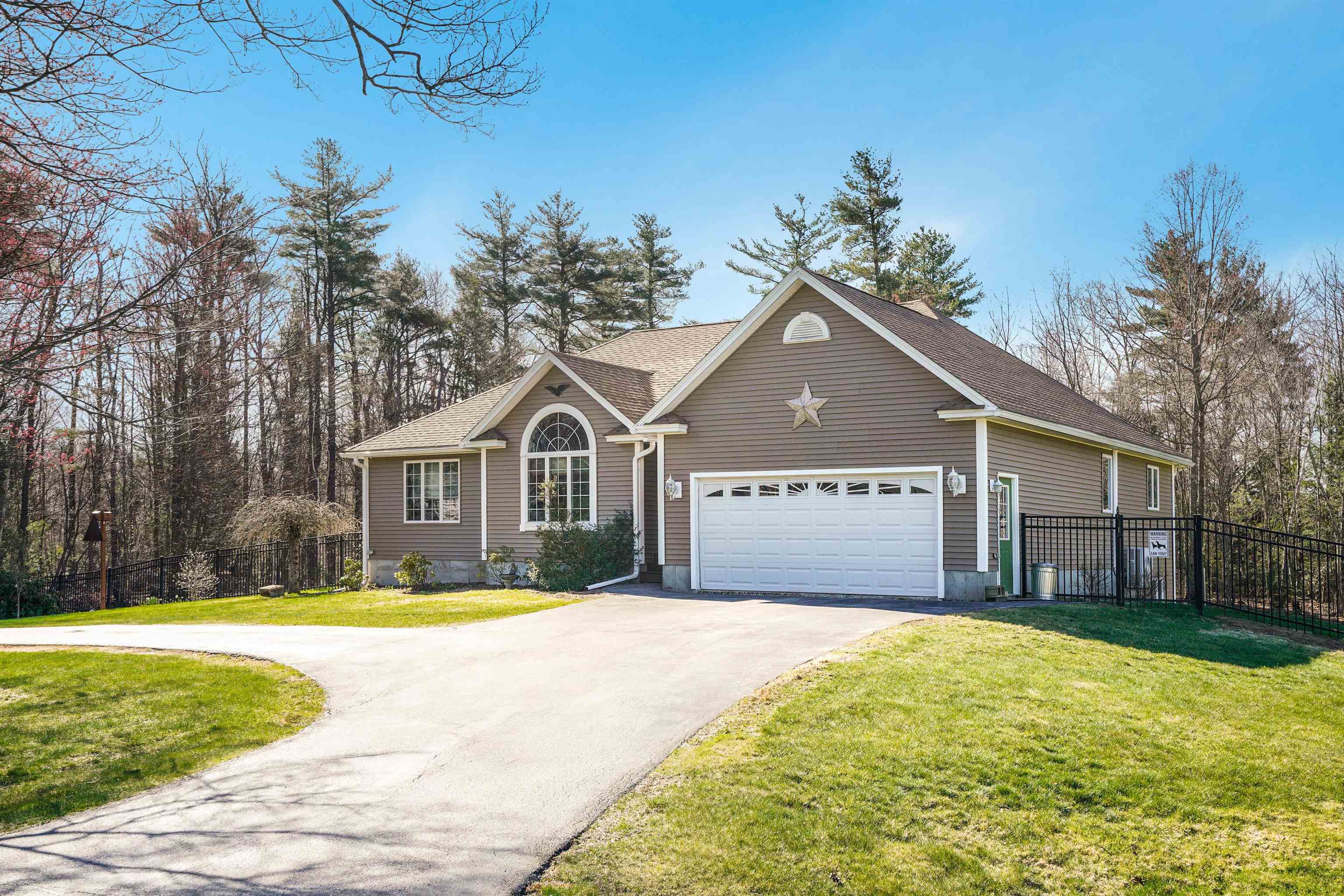 9 Tervo Rd, Rindge, NH 03461