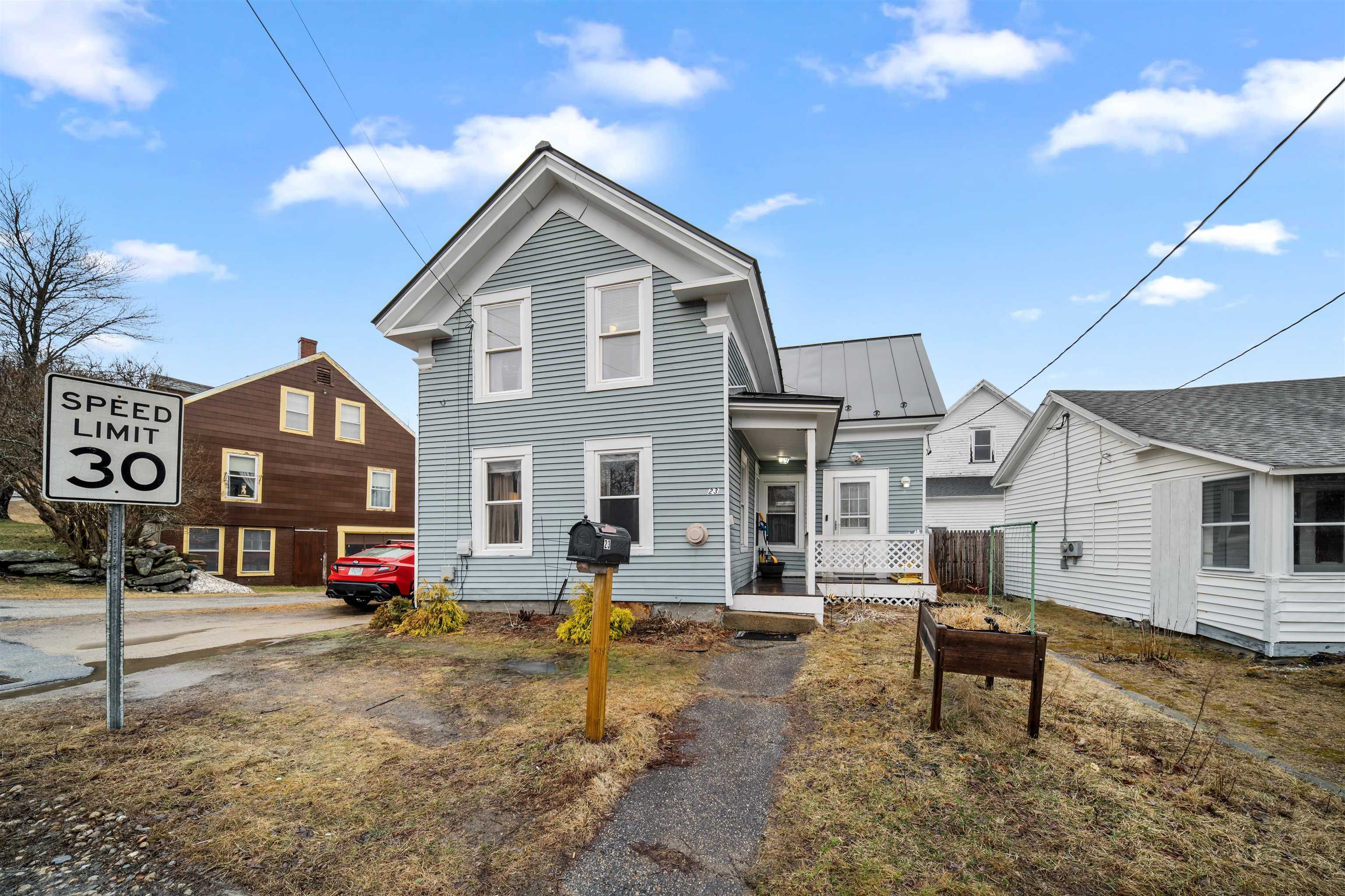 23 Concord Hill Rd, Pittsfield, NH 03263