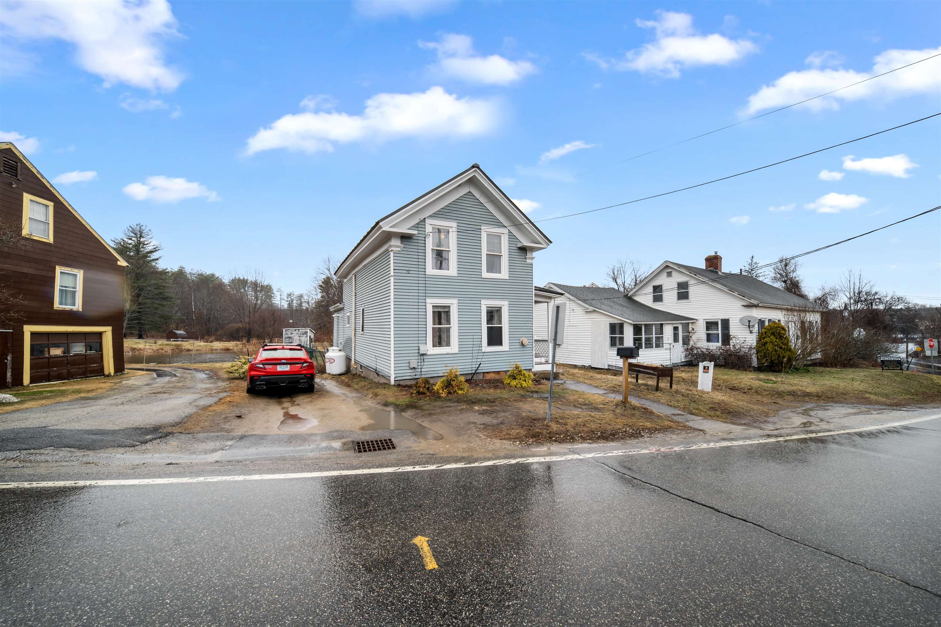 23 Concord Hill Rd, Pittsfield, NH 03263