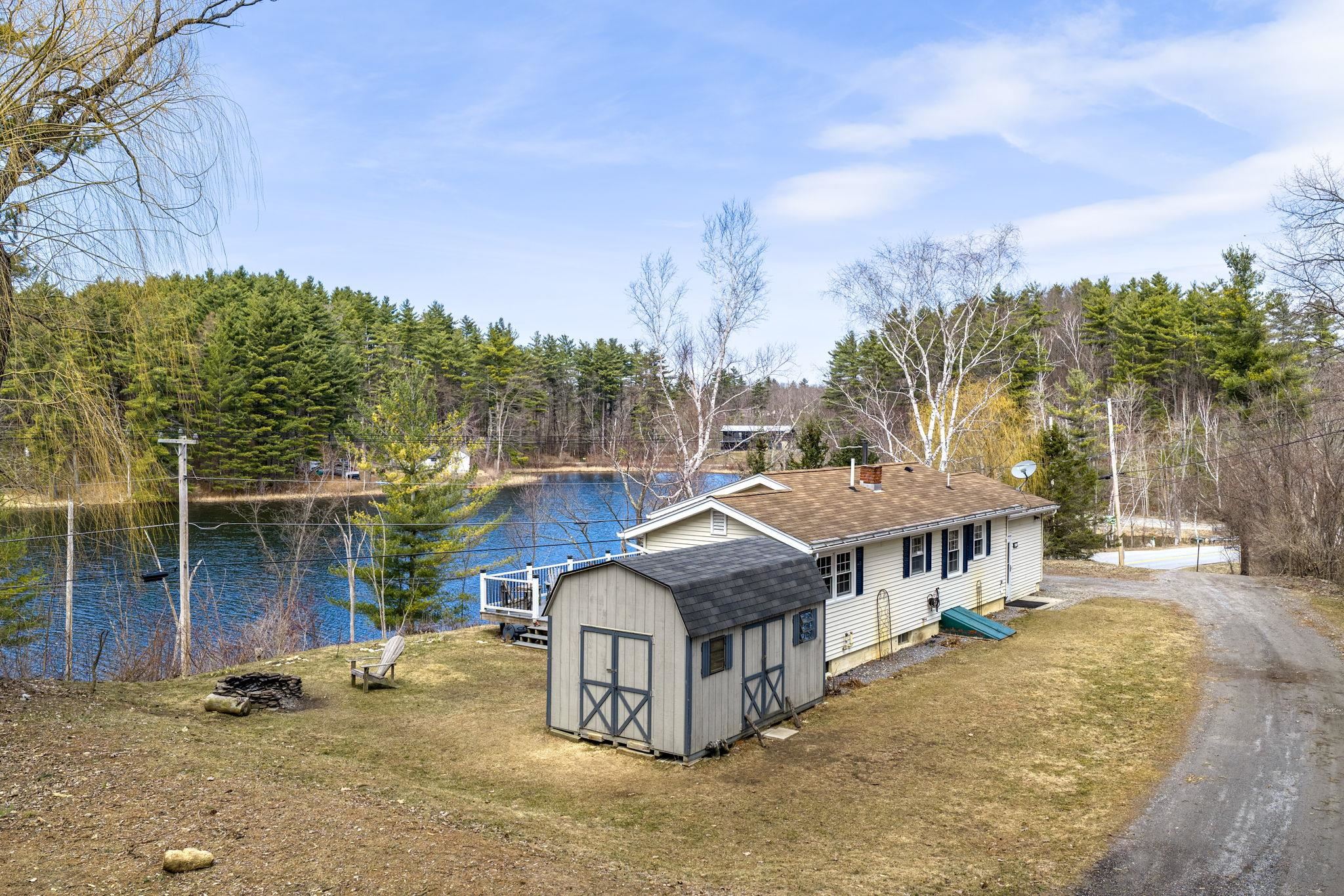 Pownal VT&nbsp;Home for sale $$275,000 $245 per sq.ft.