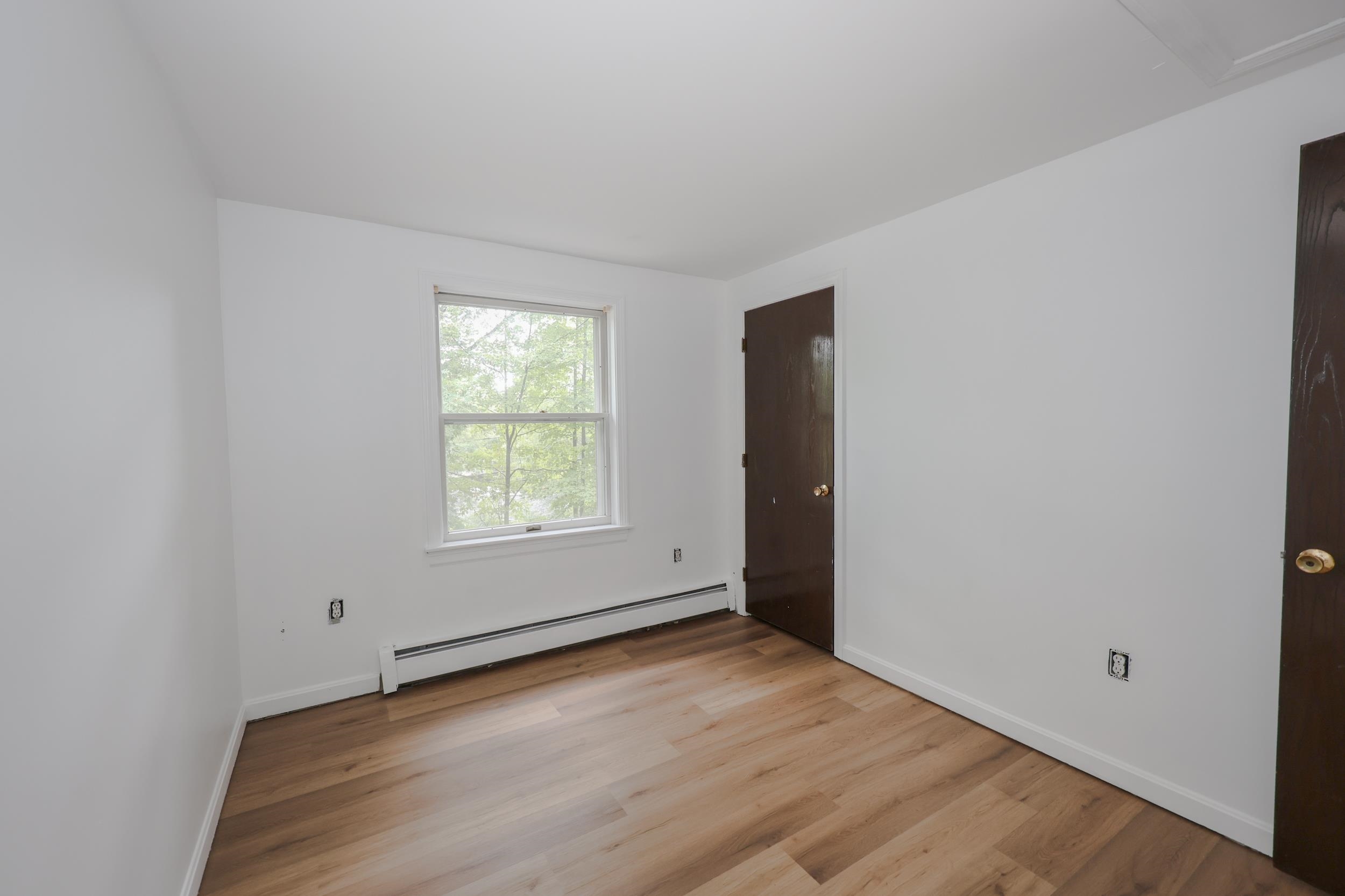 Photo 29 of 51