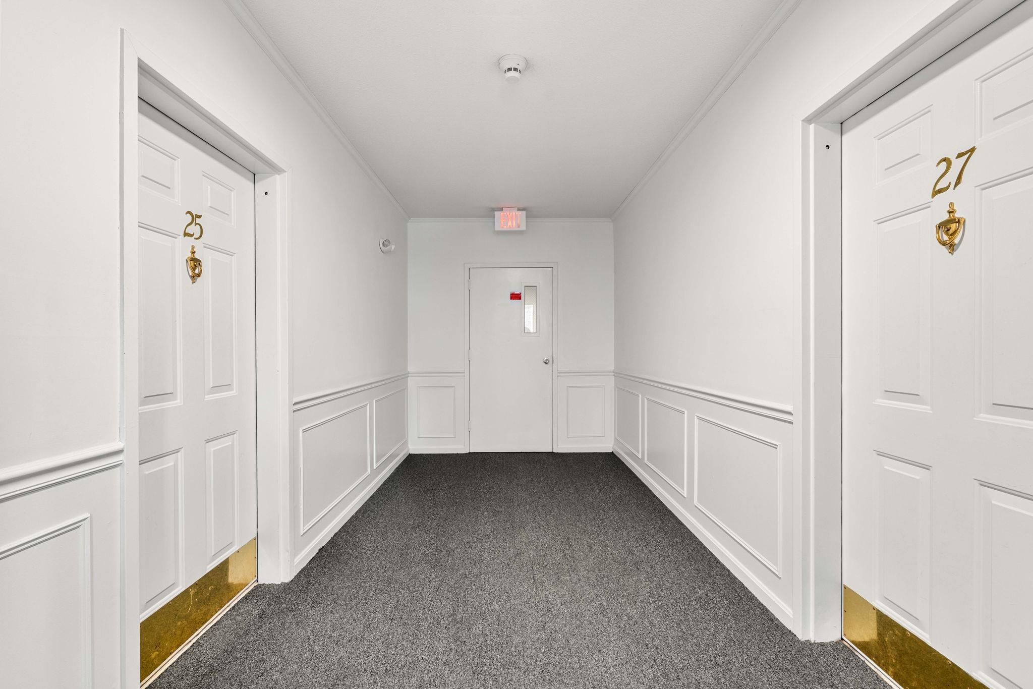 5 Bernards Rd, Merrimack, NH 03054