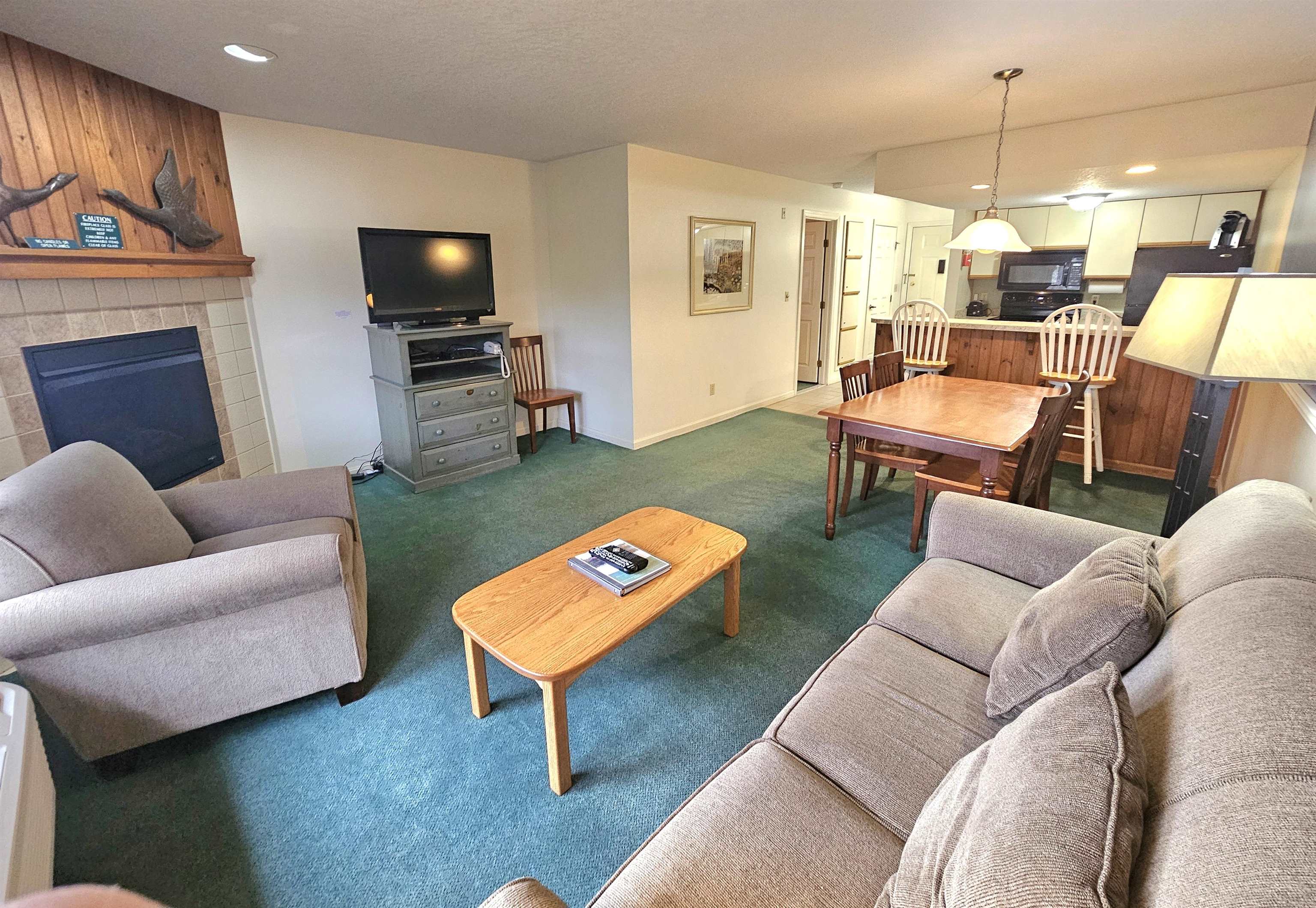 164 Deer Park Dr, Woodstock, NH 03262