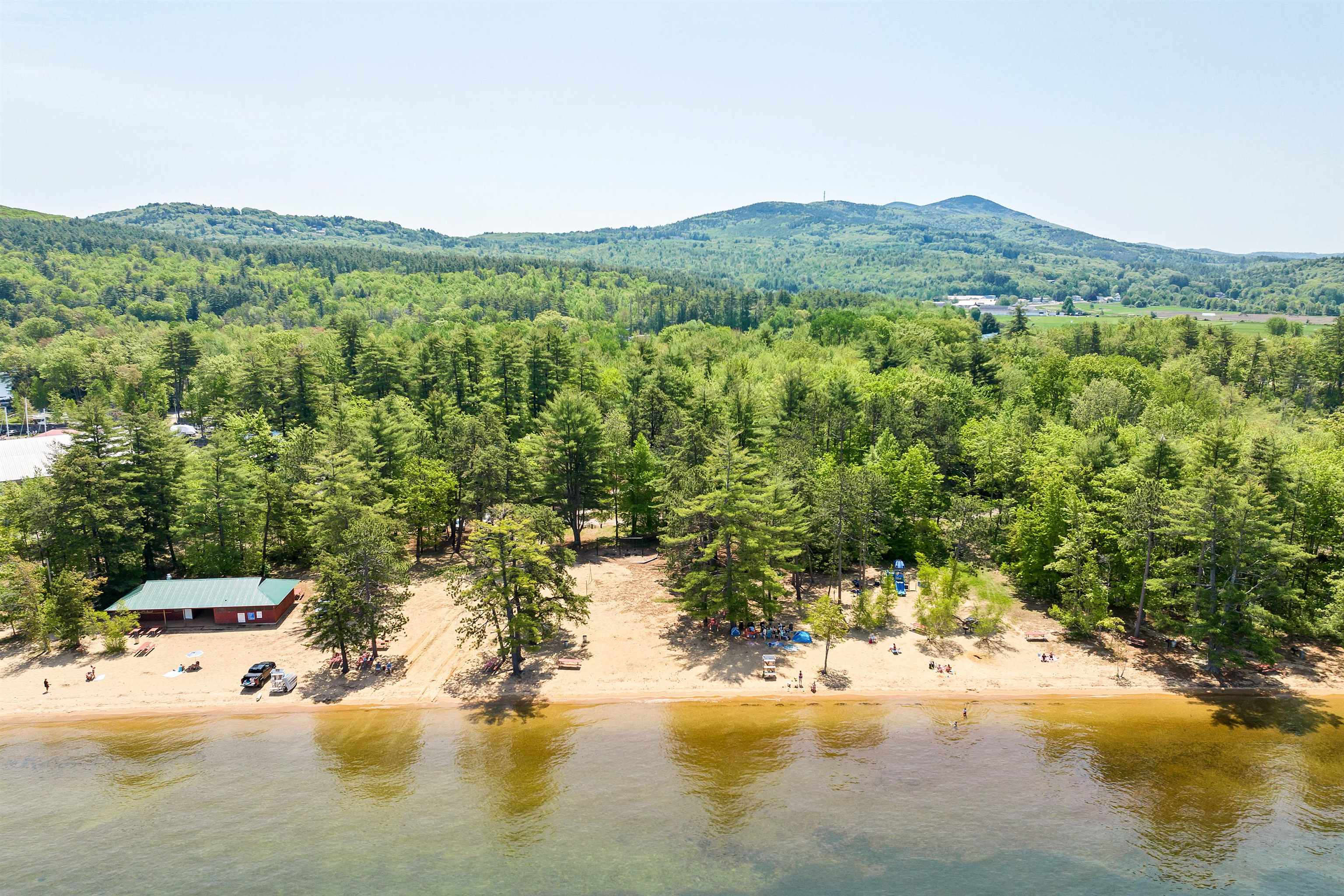 11 Rollins Rd, Gilford, NH 03249