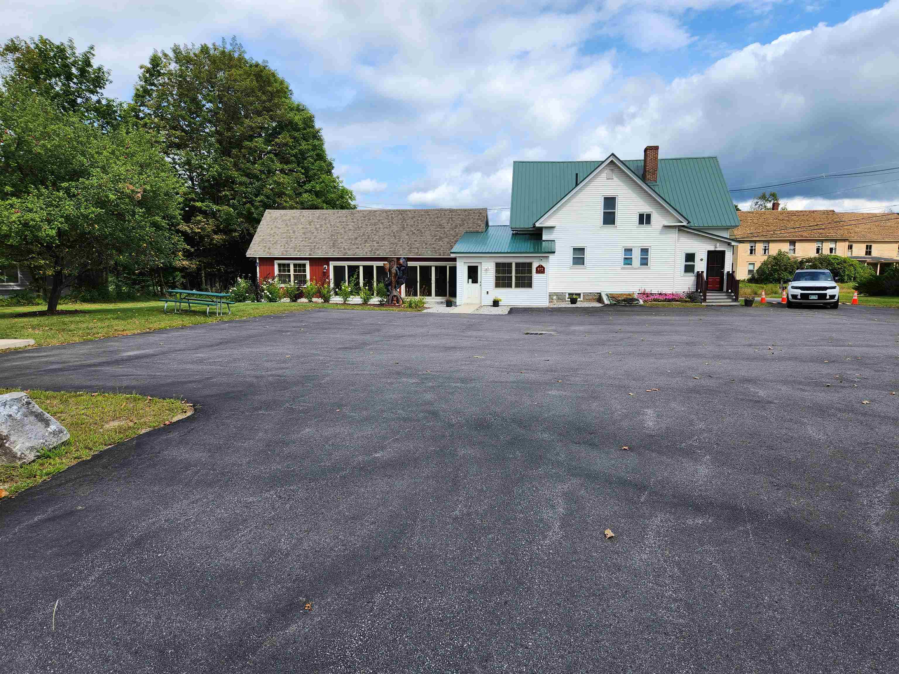 572 Tenney Mountain Hw, Plymouth, NH 03264